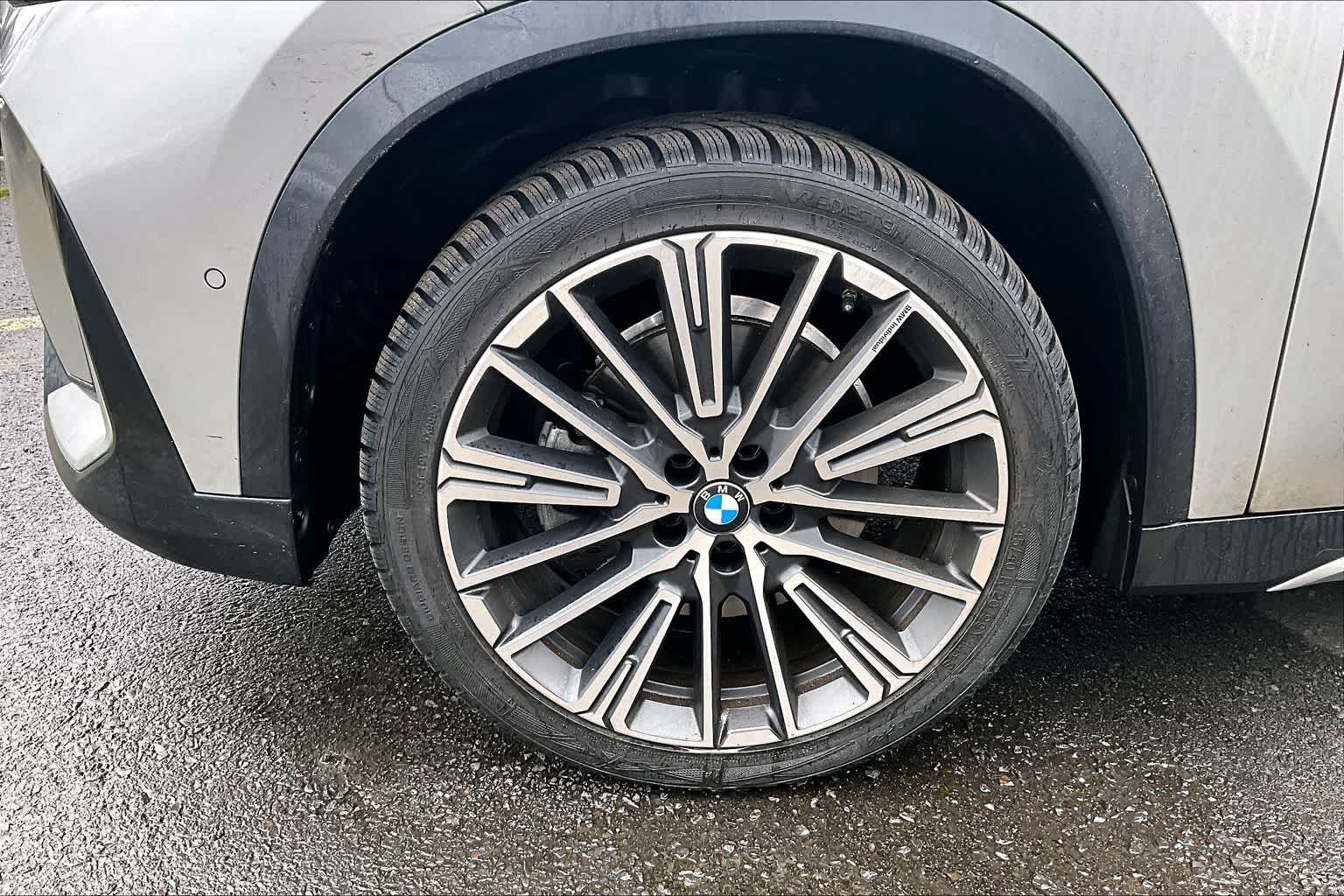 Thumbnail: 2025 BMW X1 - 8