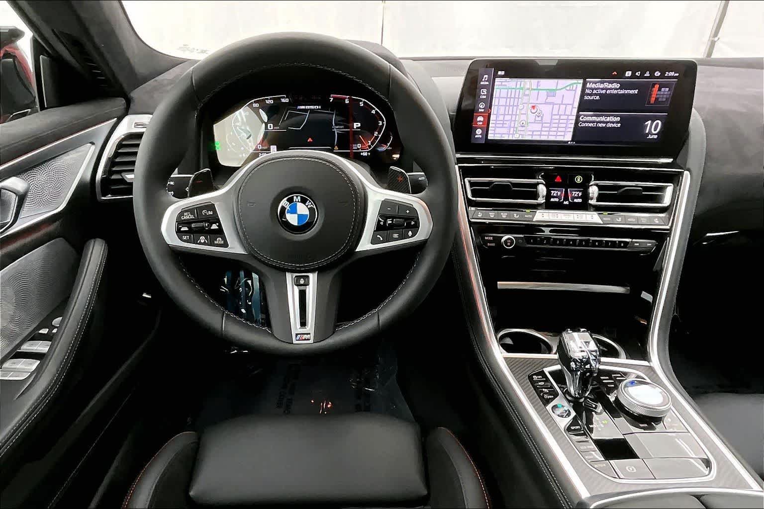 Thumbnail: 2026 BMW 8 Series - 15