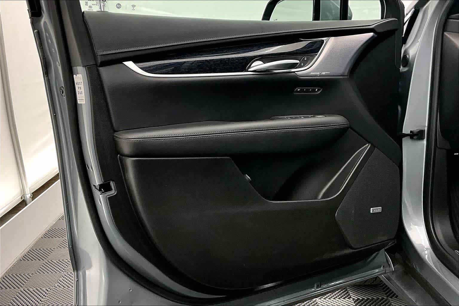 Thumbnail: 2023 Cadillac XT5 - 27