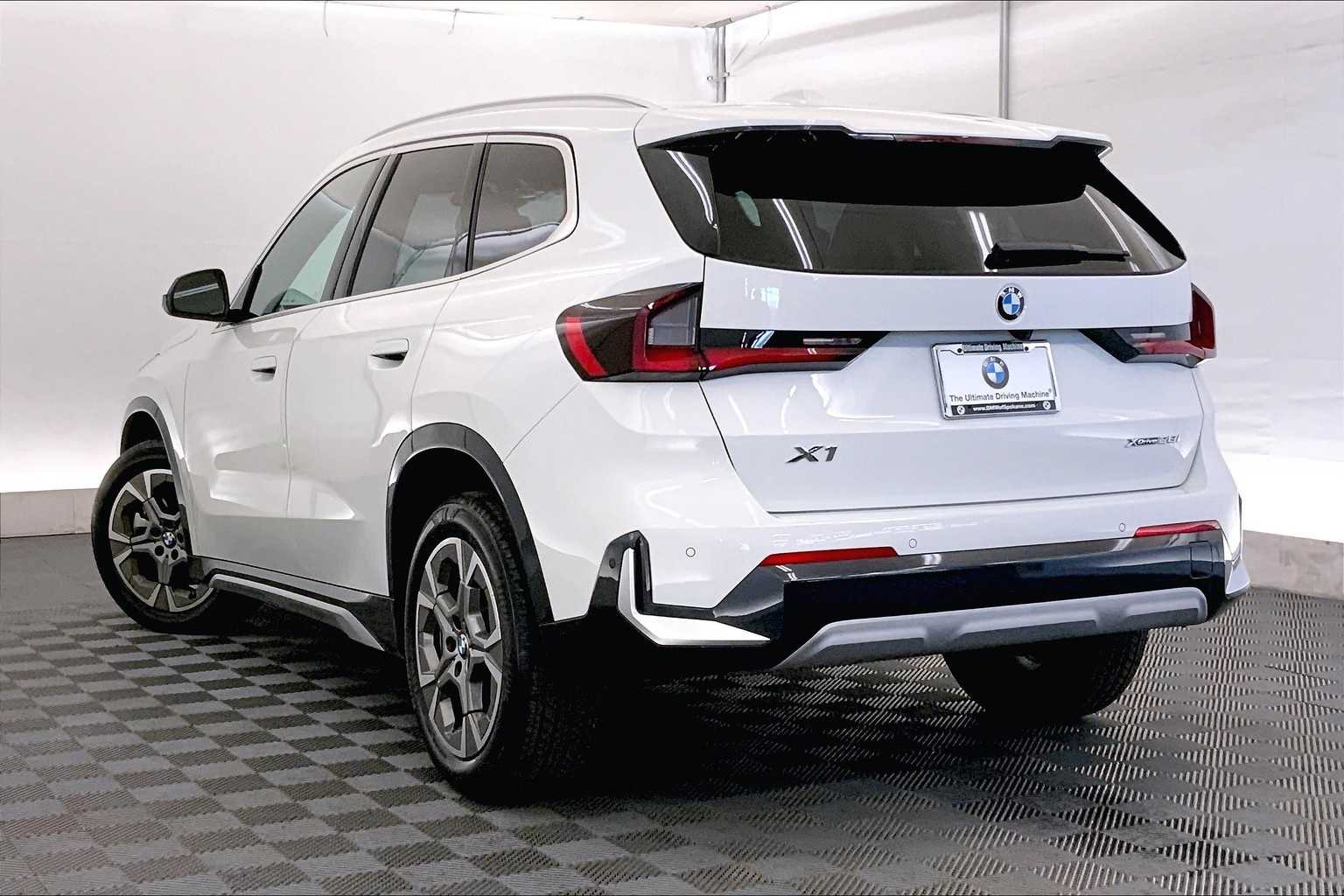 Thumbnail: 2025 BMW X1 - 4
