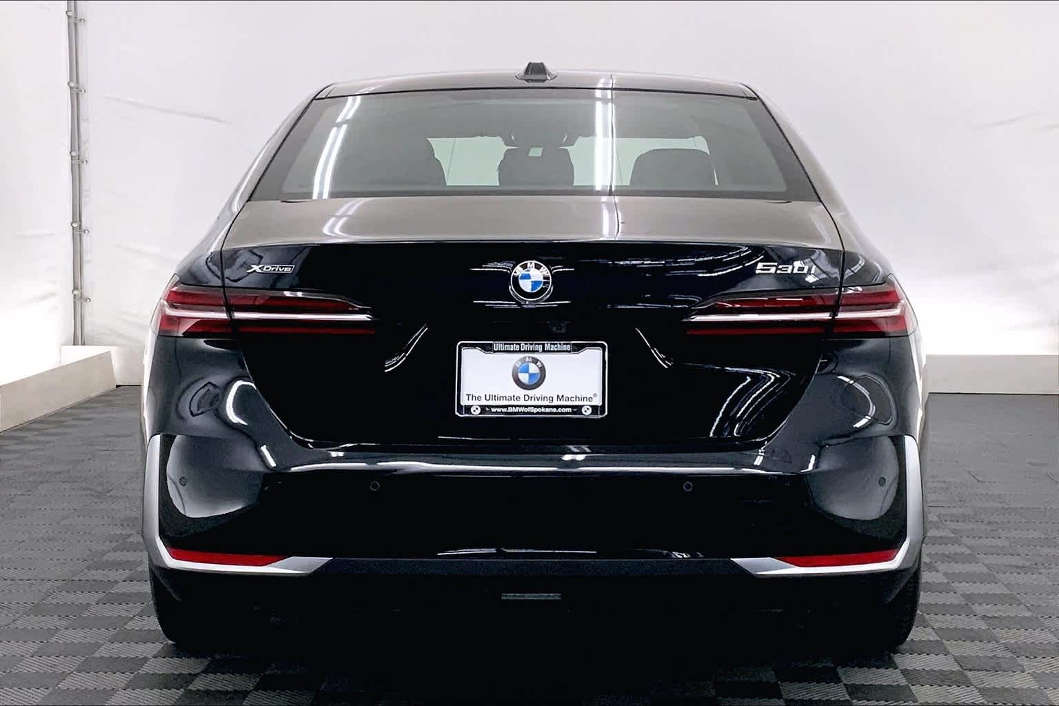 Thumbnail: 2024 BMW 5 Series - 5