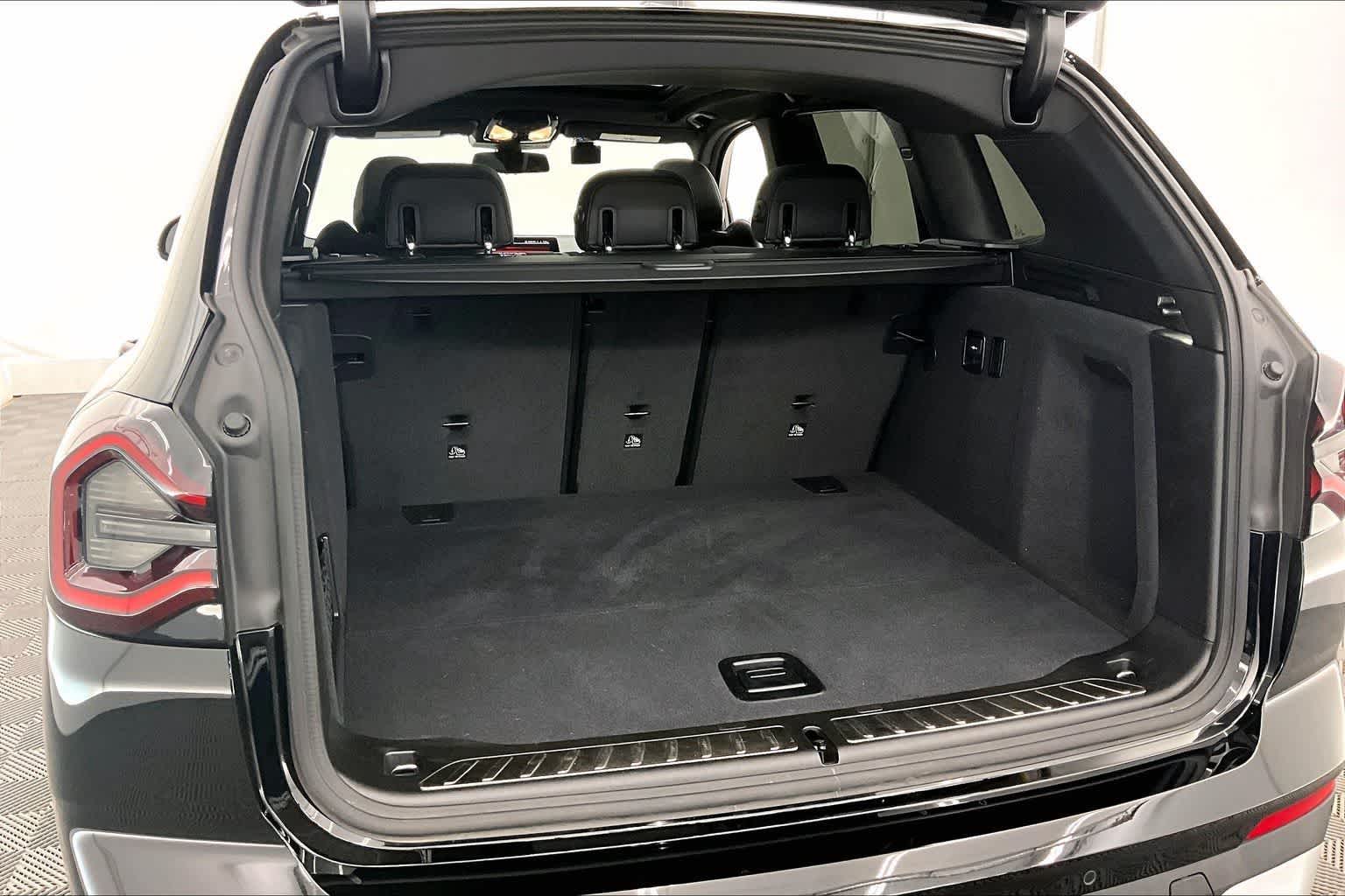 Thumbnail: 2024 BMW X3 - 18