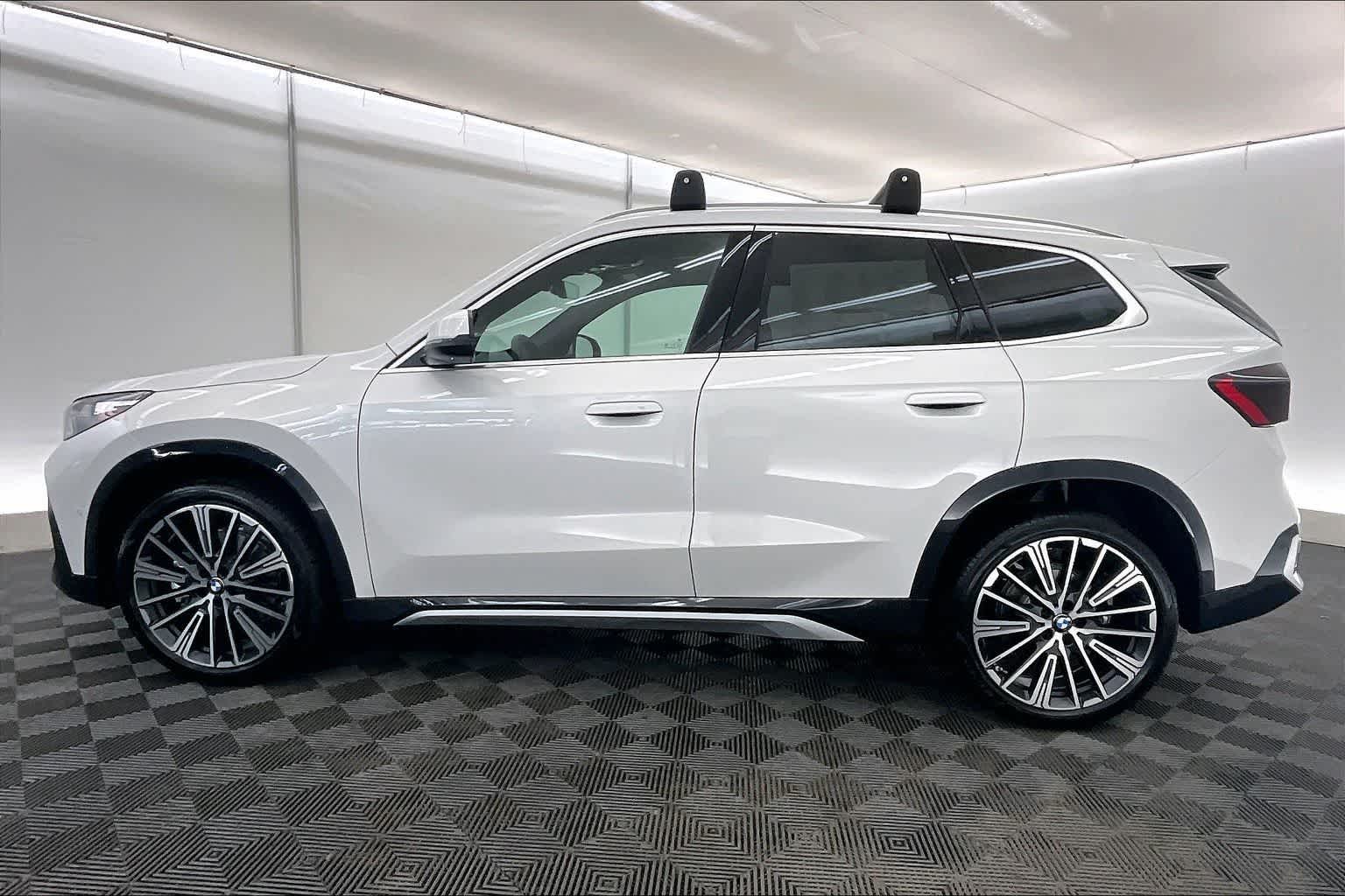 Thumbnail: 2026 BMW X1 - 3