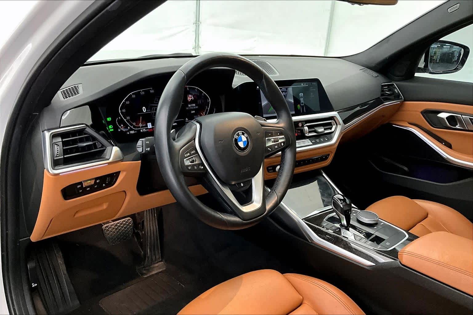 Thumbnail: 2021 BMW 3 Series - 2