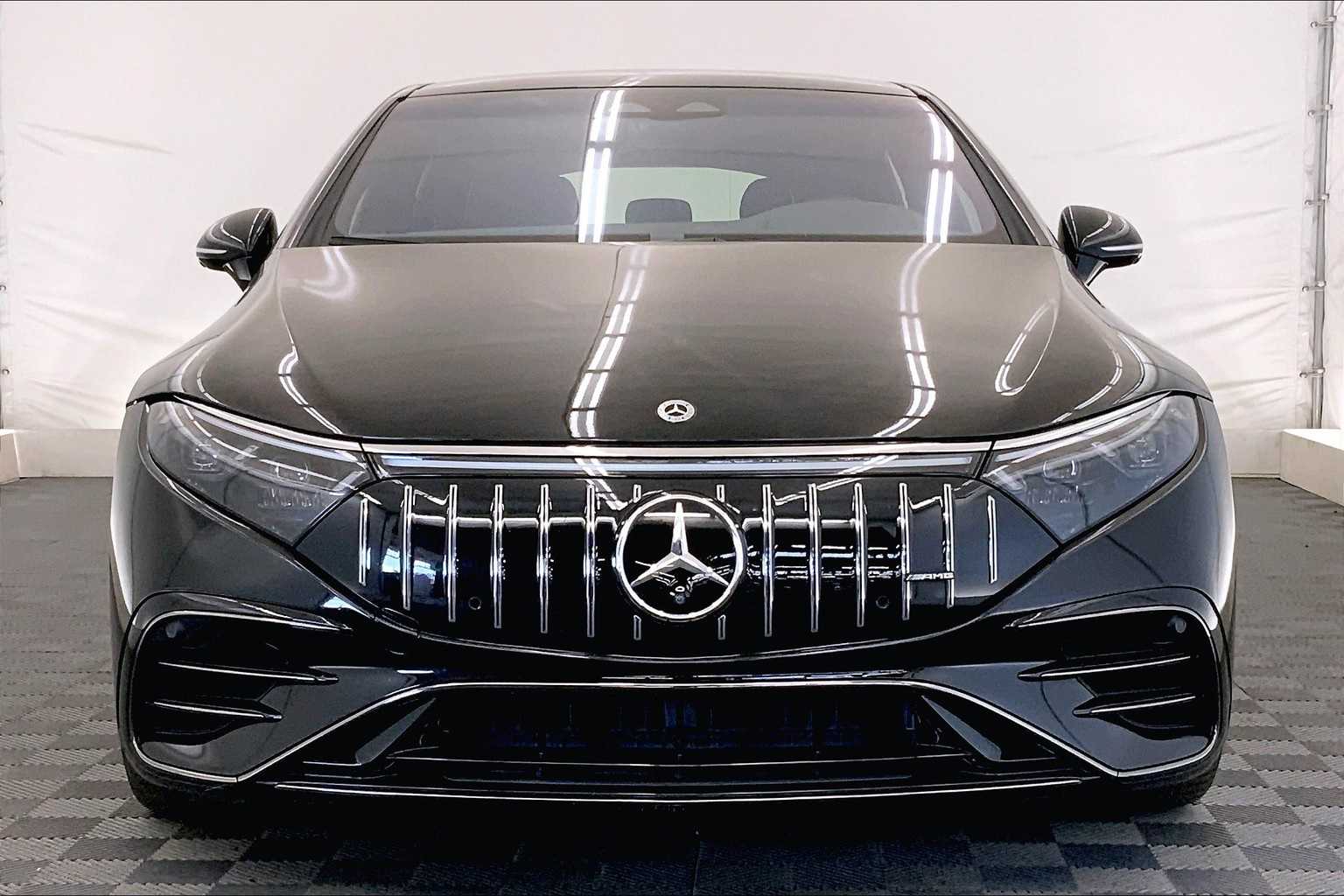 Thumbnail: 2022 Mercedes-Benz EQS - 6