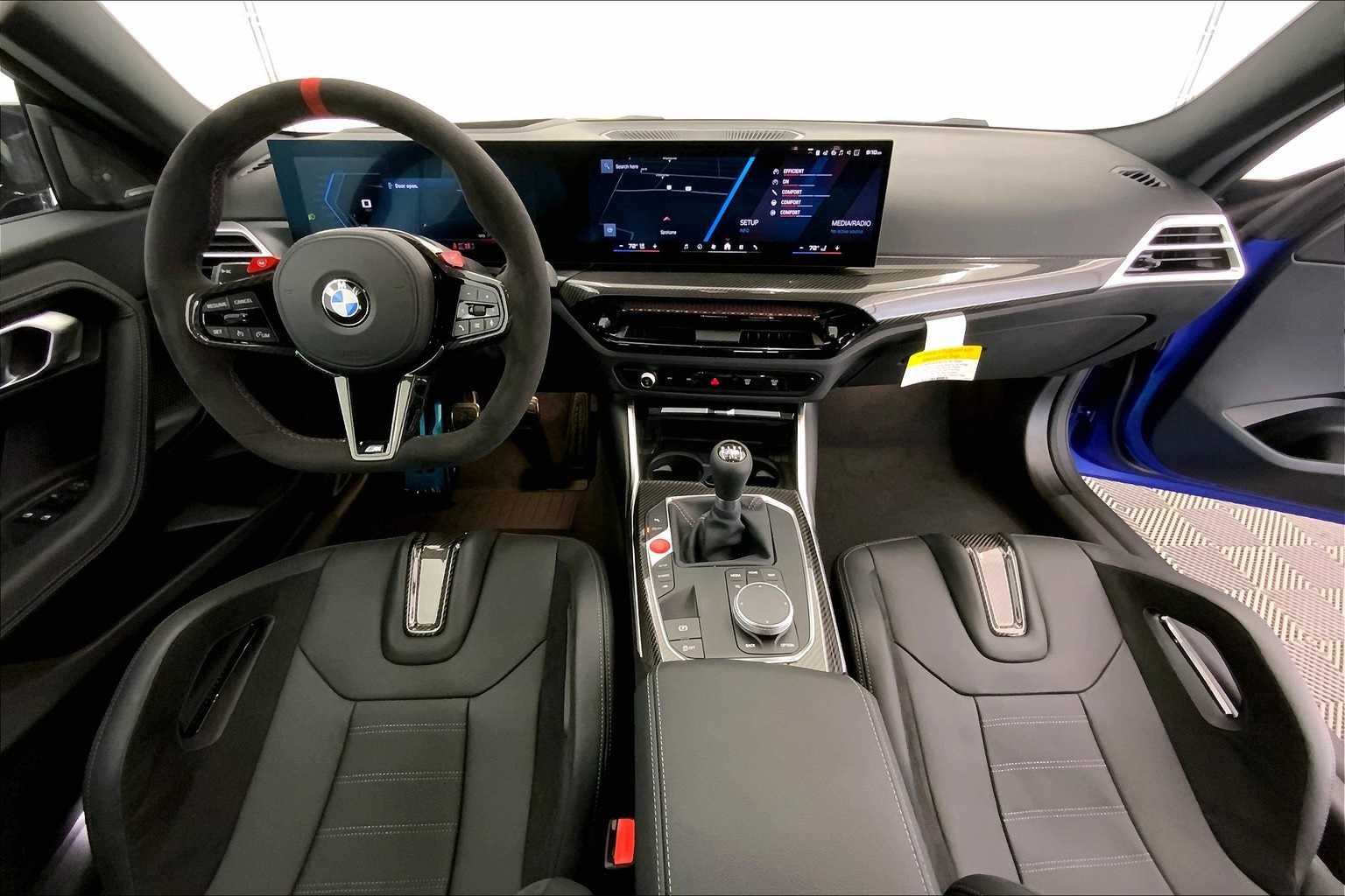 Thumbnail: 2025 BMW M2 - 10