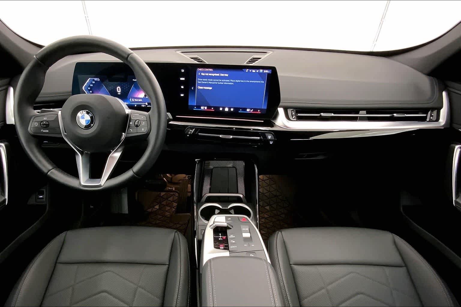 Thumbnail: 2025 BMW X1 - 10