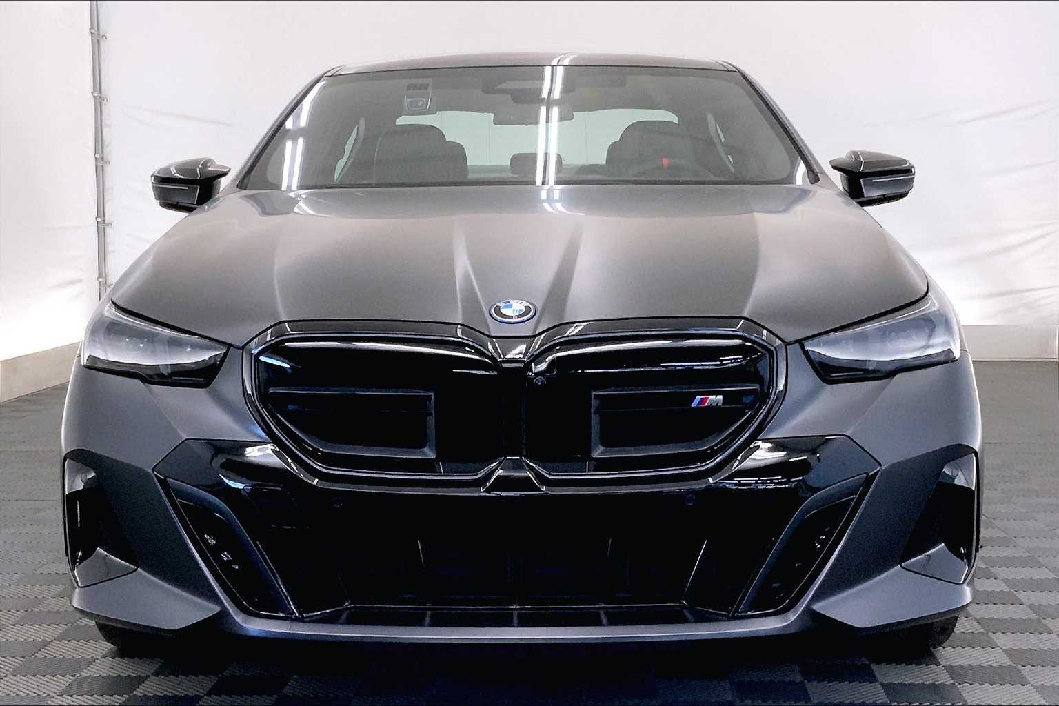 Thumbnail: 2025 BMW i5 - 6