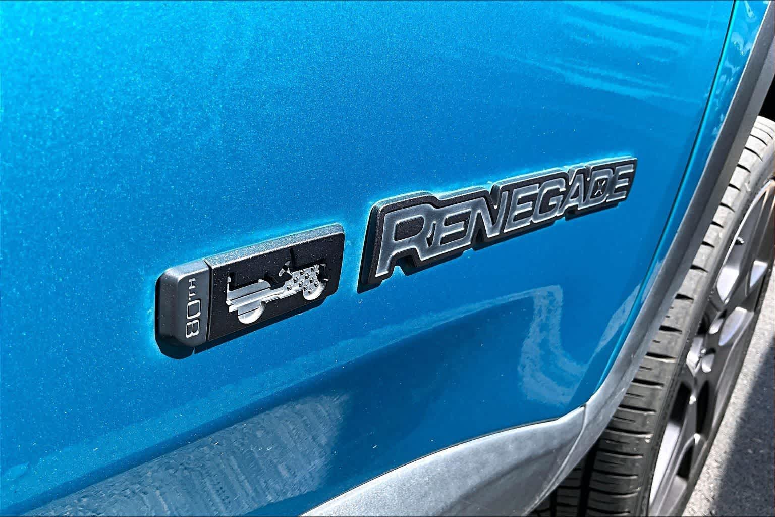Thumbnail: 2021 Jeep Renegade - 7