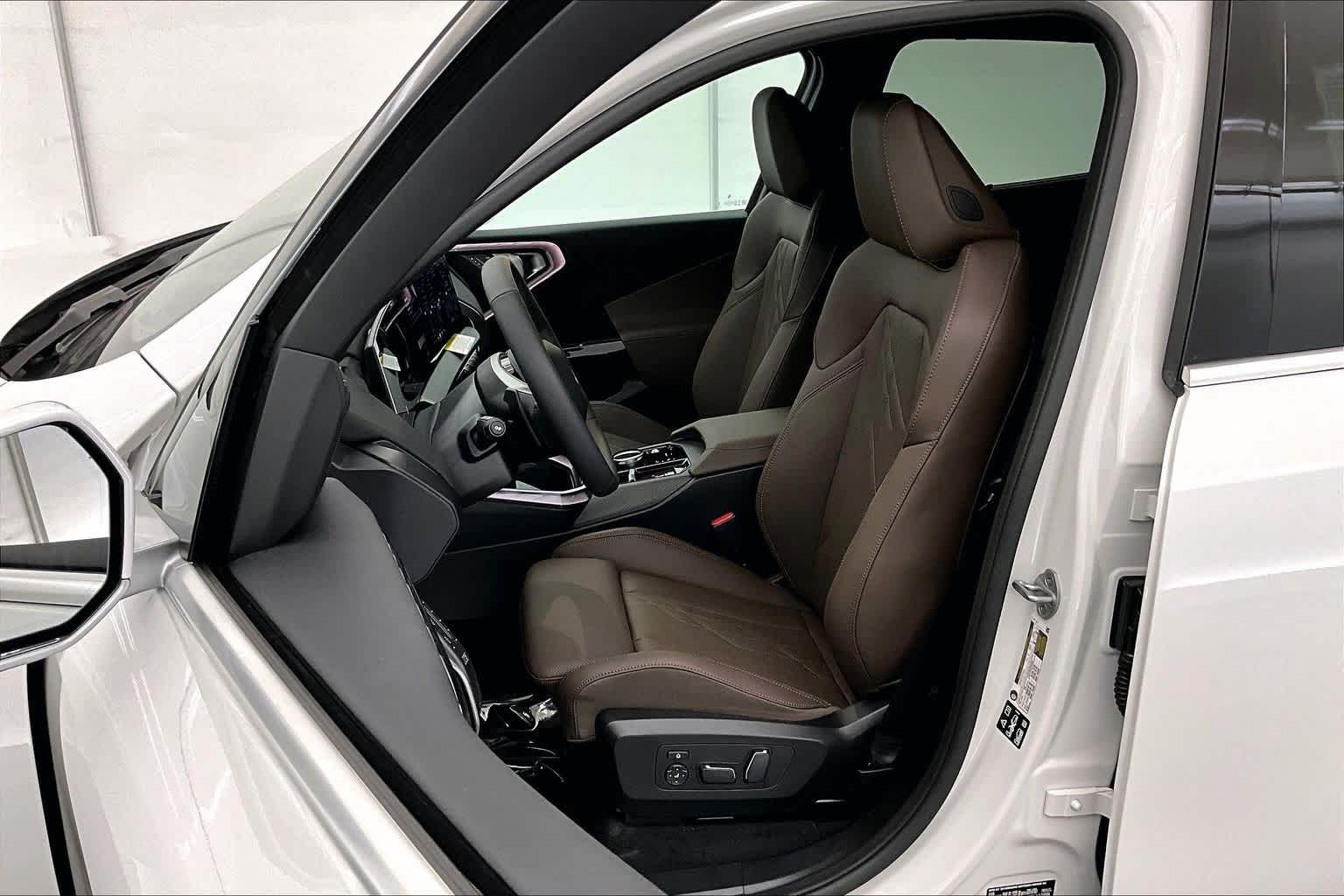 Thumbnail: 2026 BMW X3 - 11