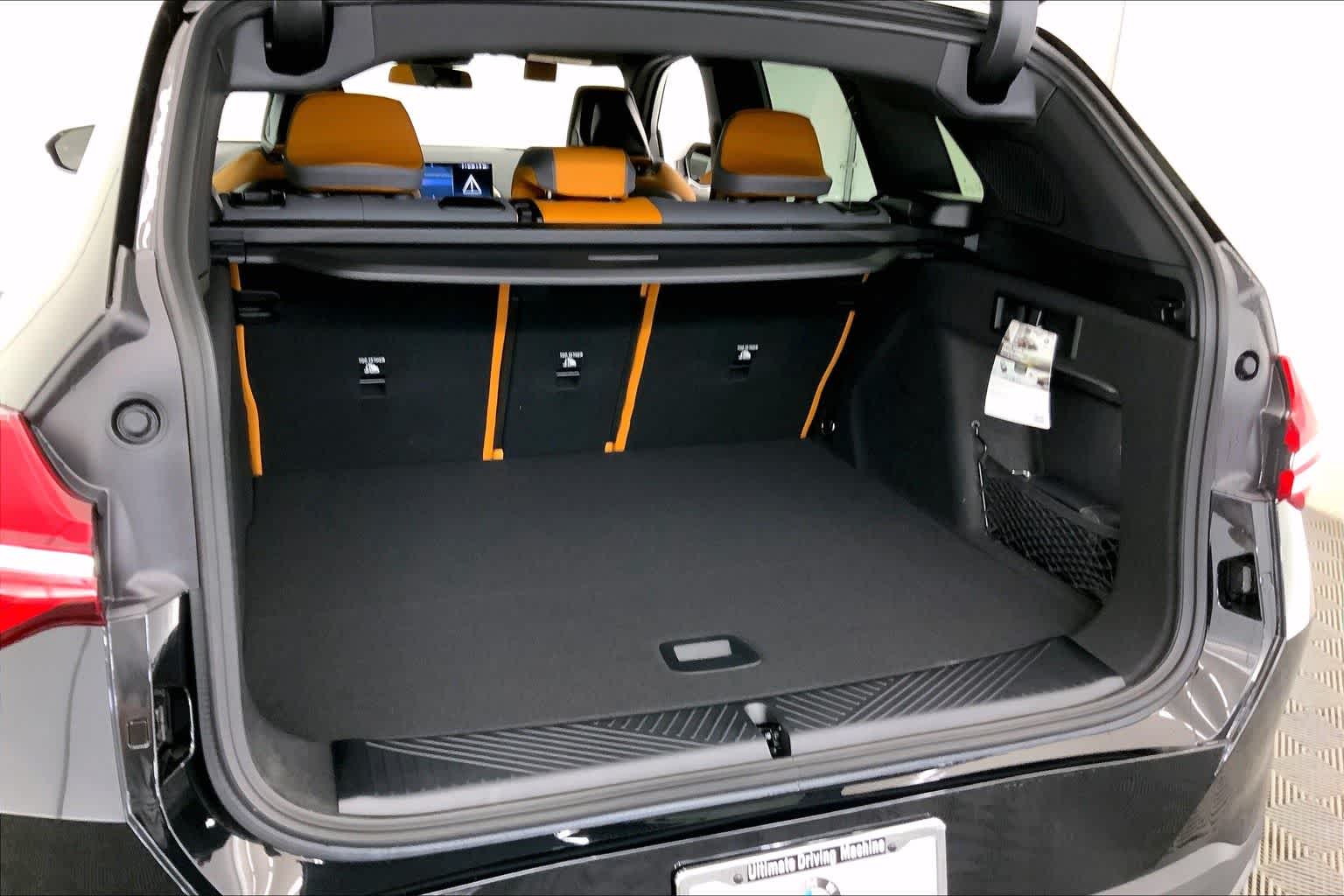 Thumbnail: 2025 BMW X3 - 19