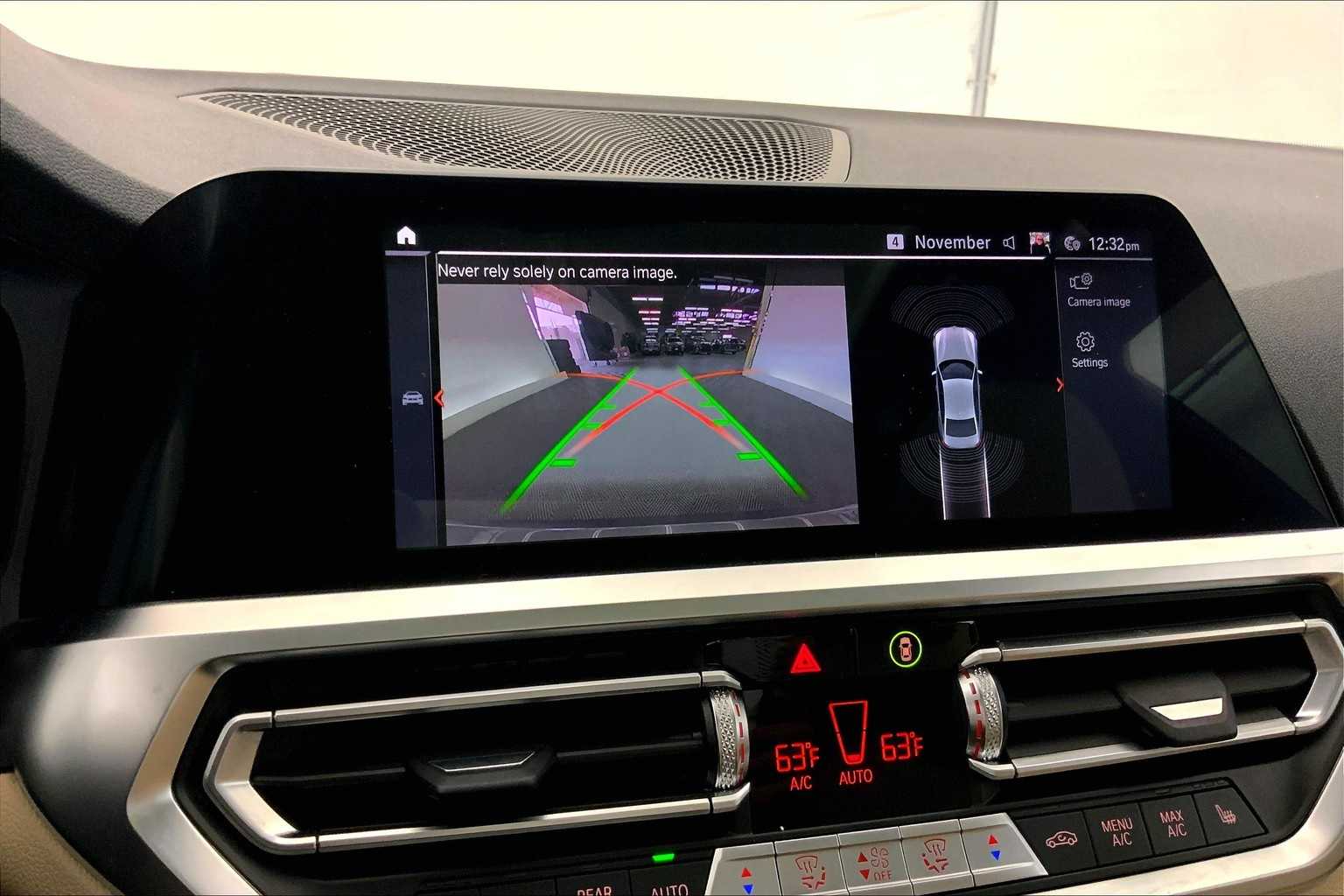 Thumbnail: 2021 BMW 3 Series - 26