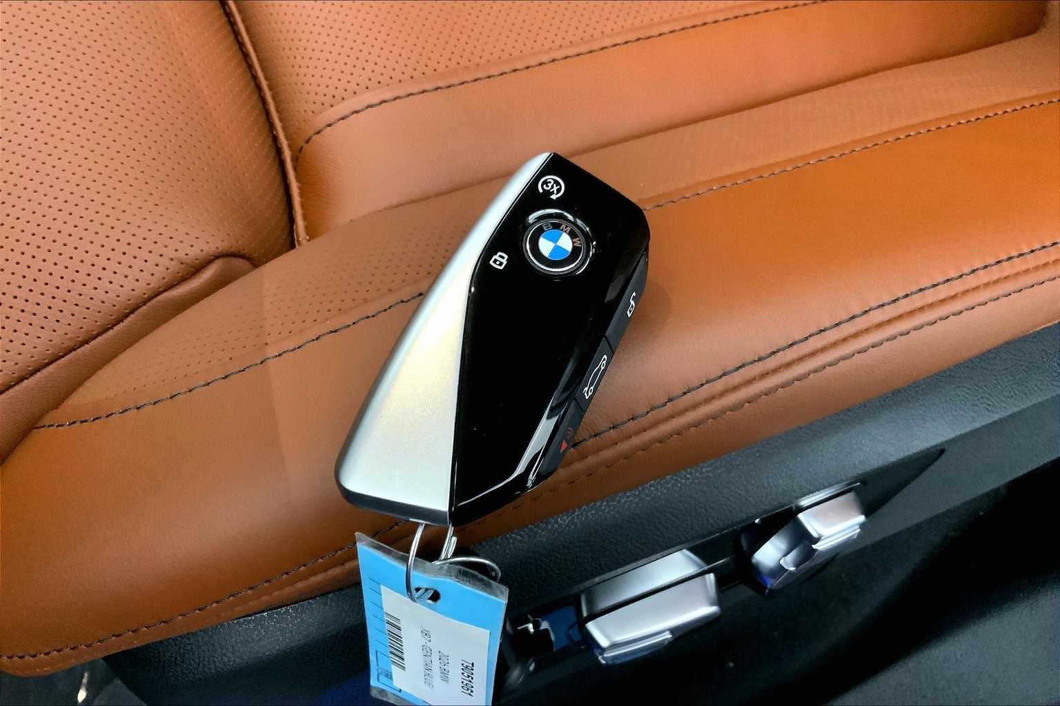 Thumbnail: 2026 BMW X7 - 20