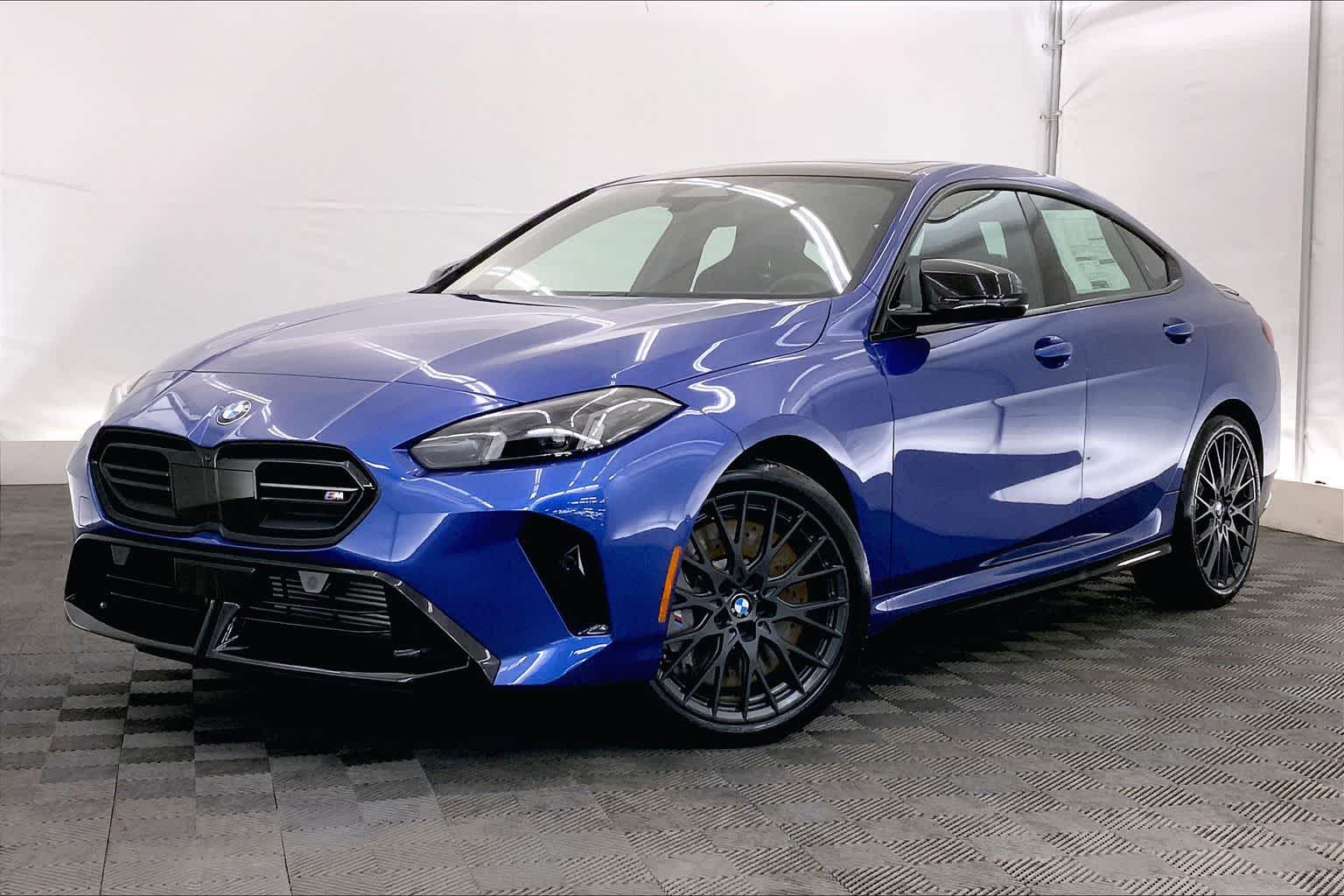 Thumbnail: 2025 BMW 2 Series - 1