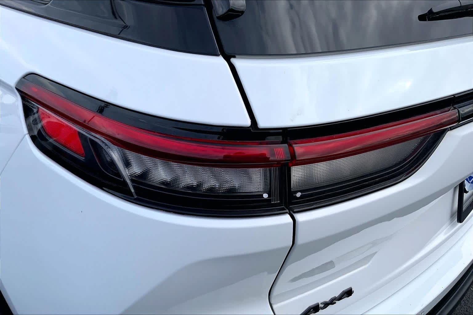 Thumbnail: 2023 Jeep Grand Cherokee - 15