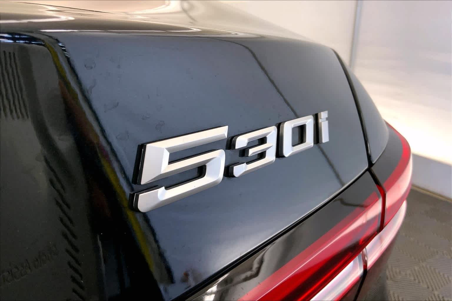 Thumbnail: 2024 BMW 5 Series - 7