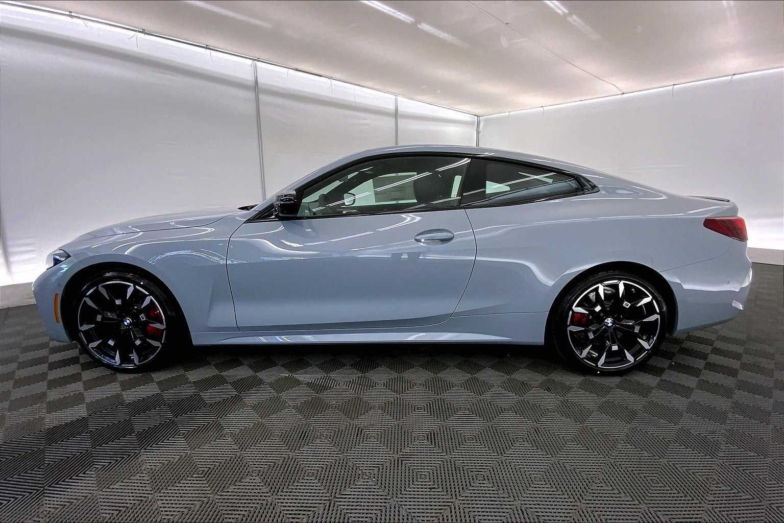 Thumbnail: 2026 BMW 4 Series - 3