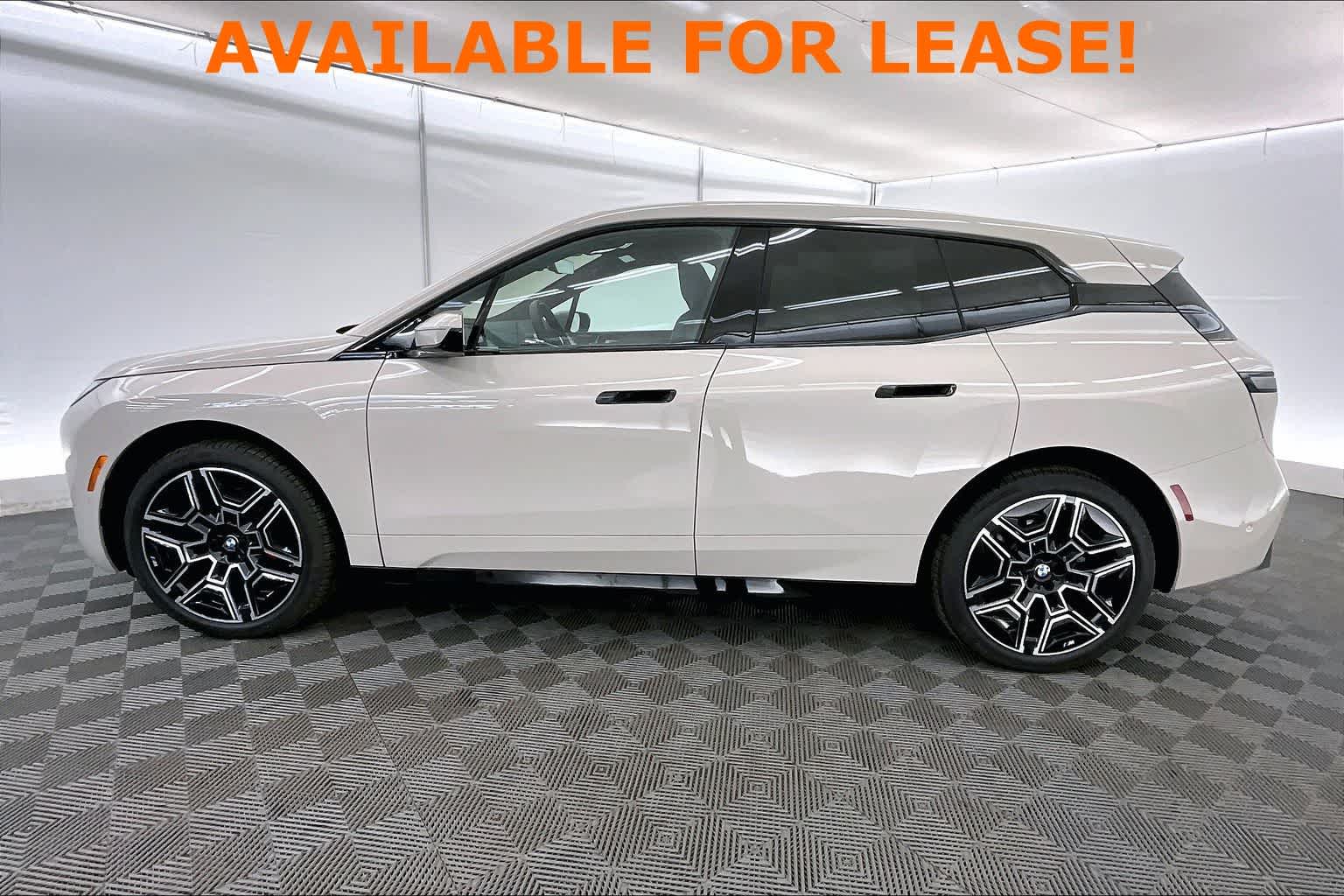 Thumbnail: 2026 BMW iX - 3