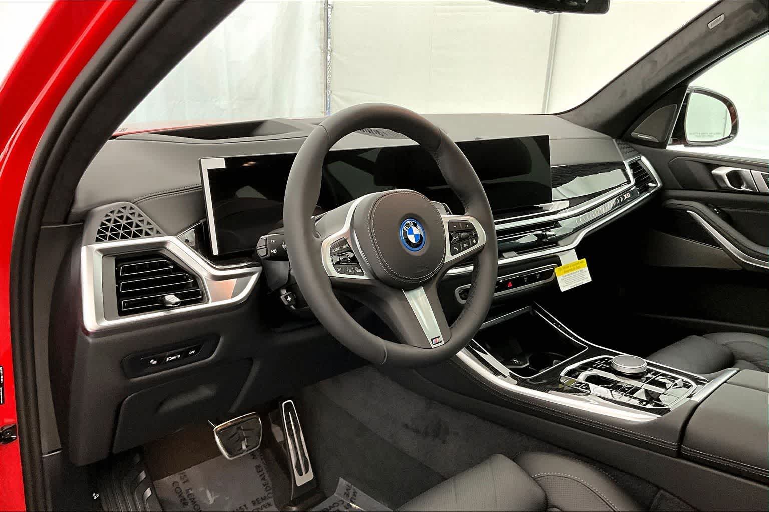 Thumbnail: 2026 BMW X5 - 2