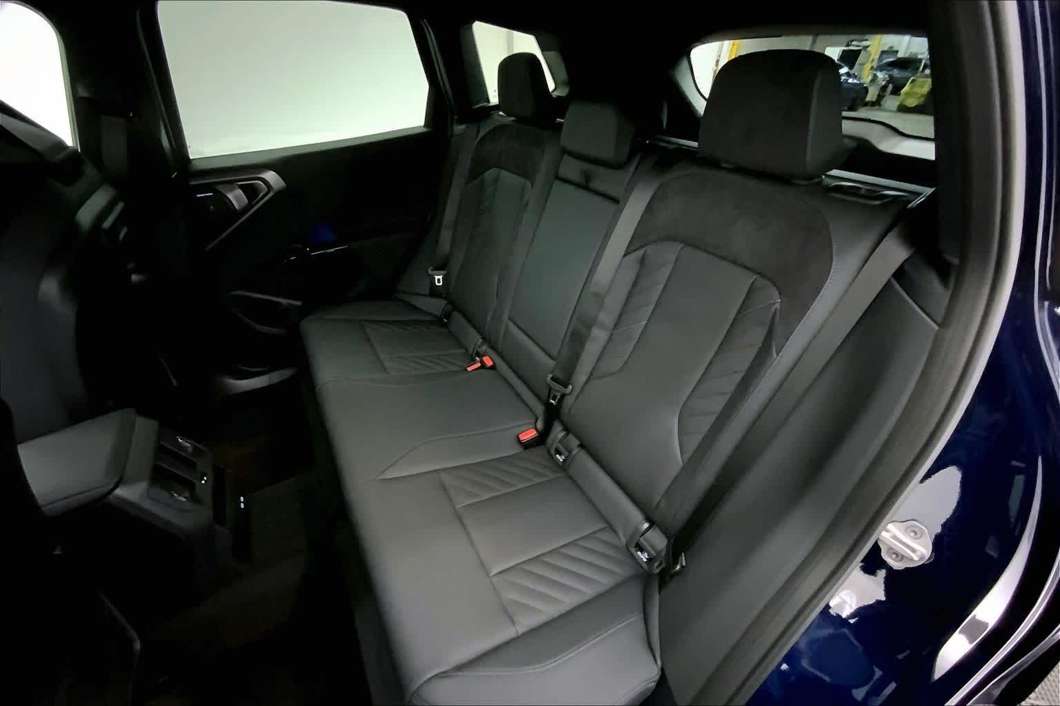 Thumbnail: 2026 BMW X3 - 13