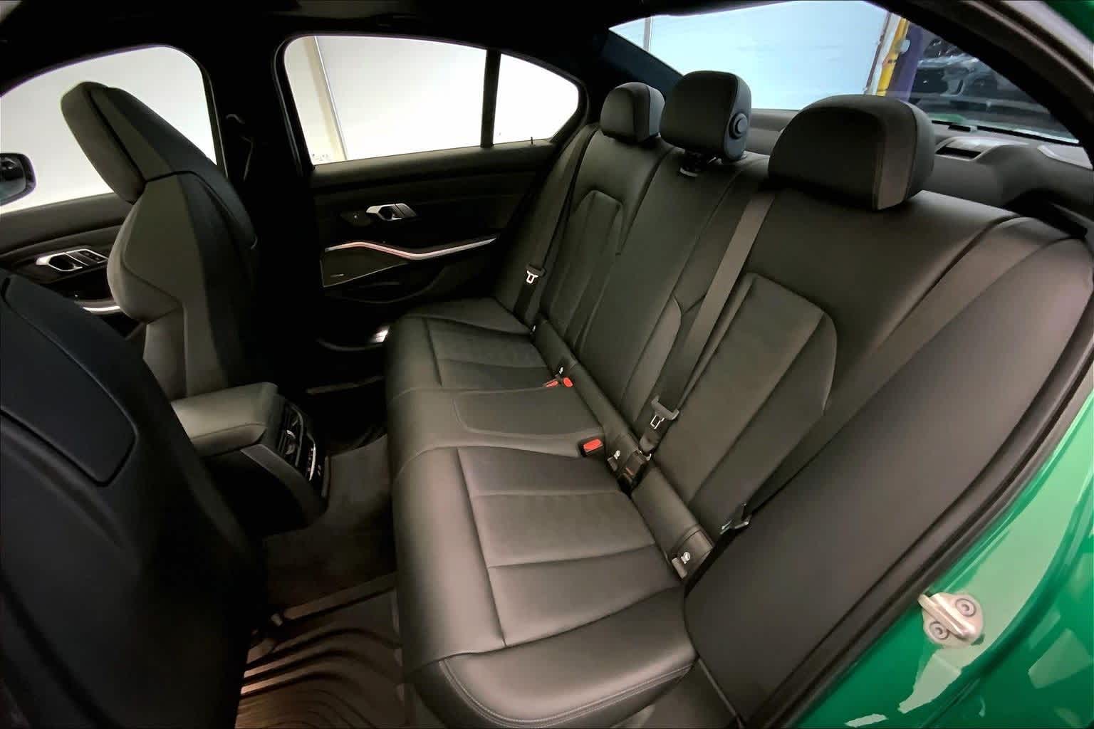 Thumbnail: 2022 BMW M3 - 29