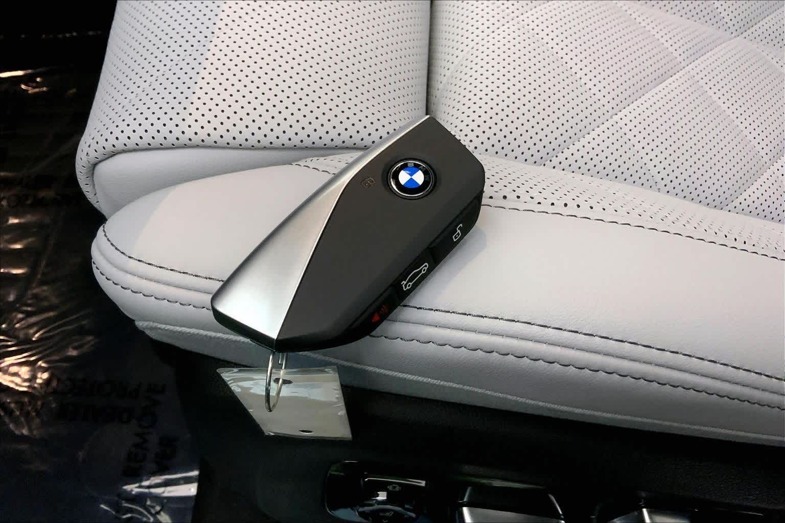 Thumbnail: 2026 BMW X5 - 20