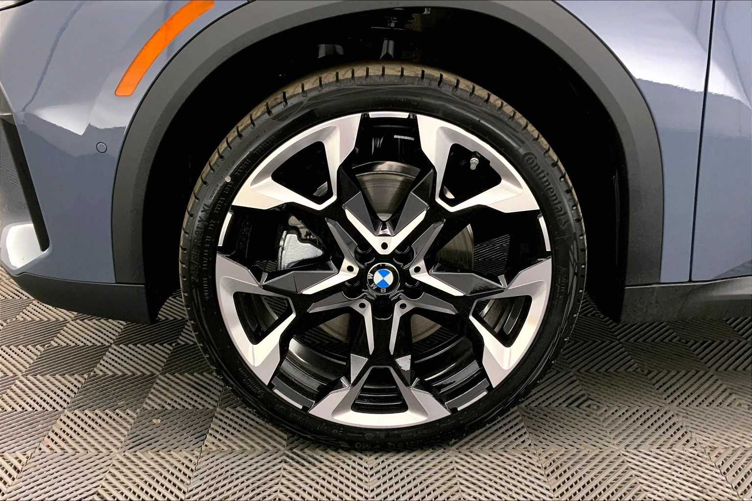 Thumbnail: 2025 BMW X2 - 8