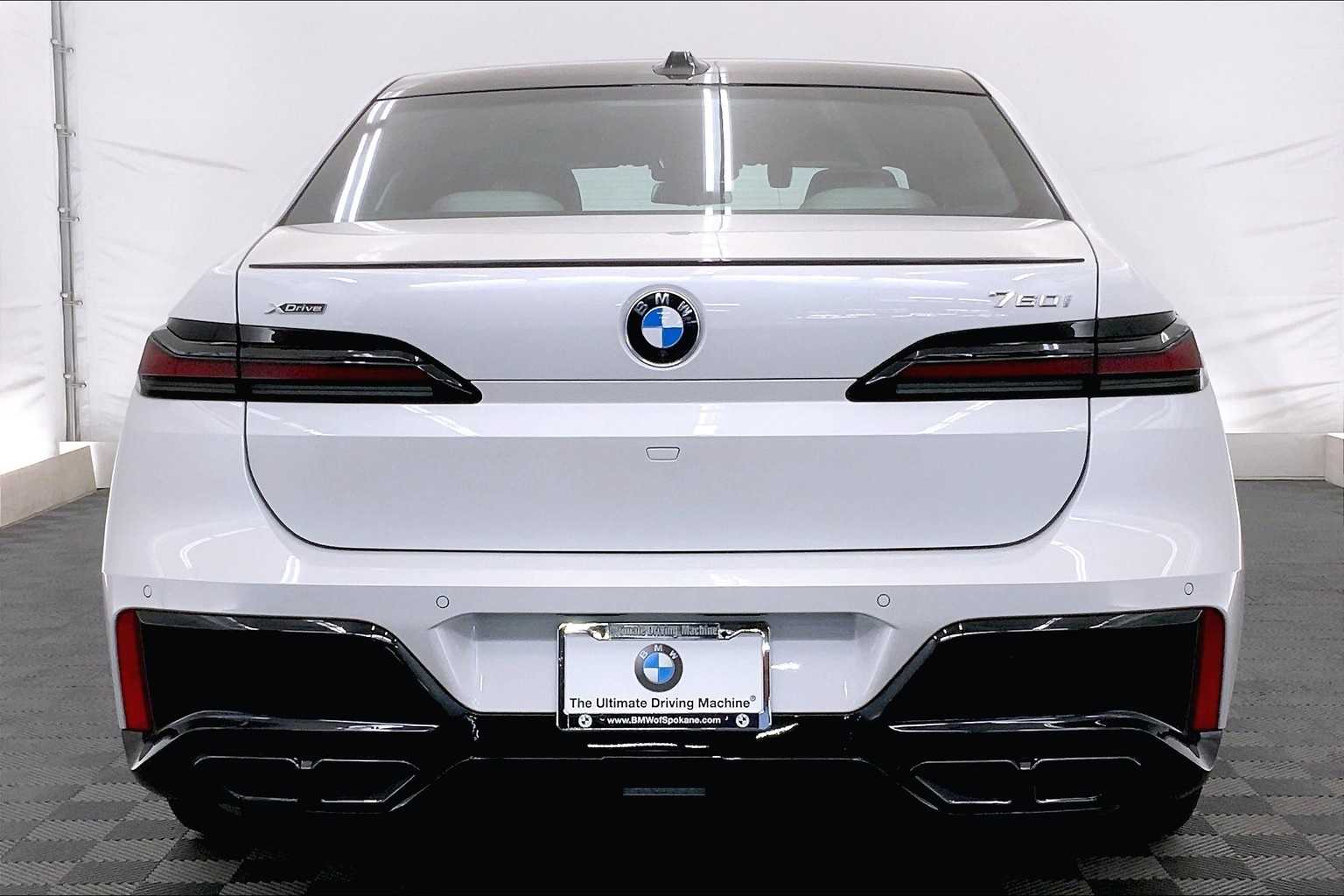 Thumbnail: 2025 BMW 7 Series - 5