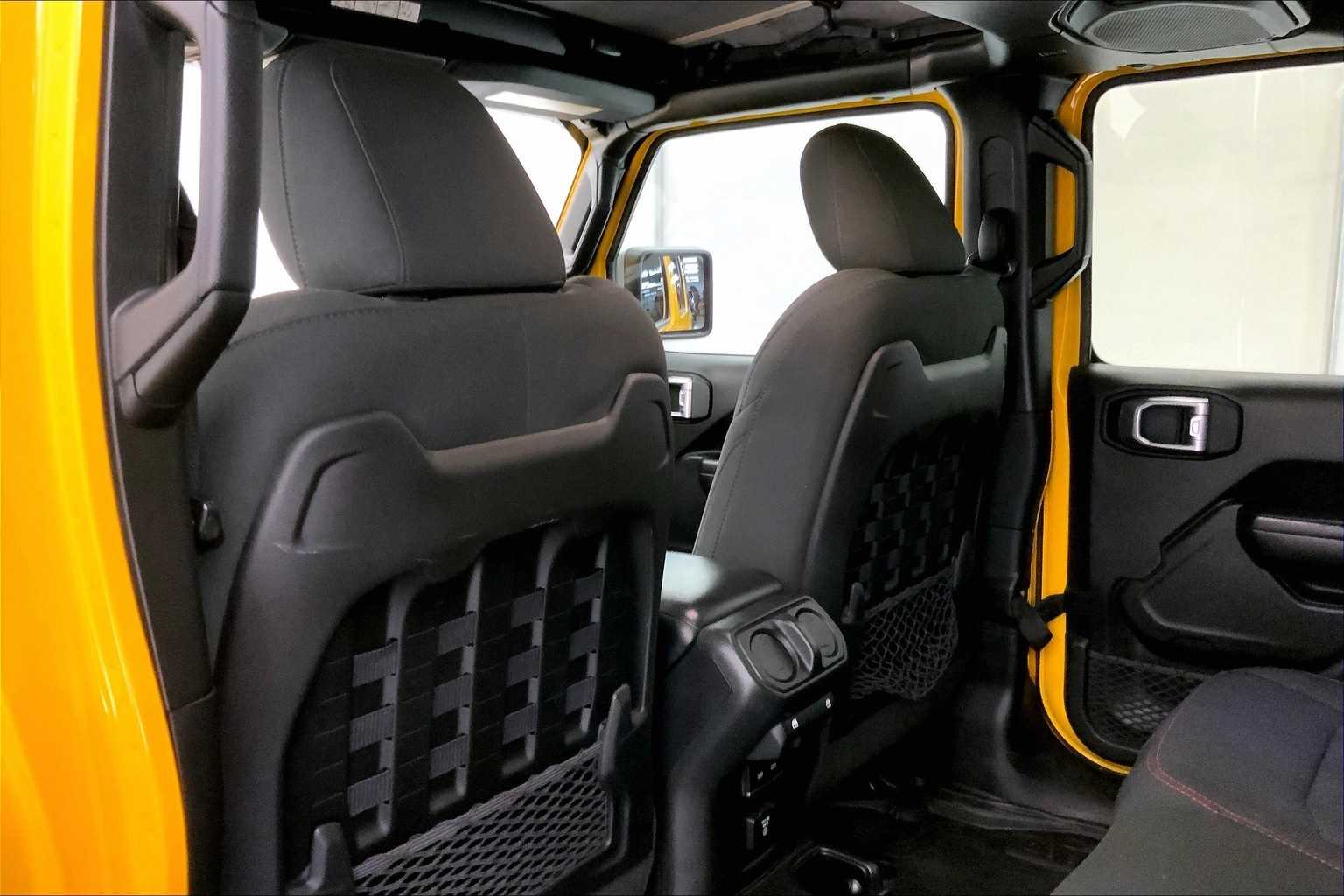 Thumbnail: 2021 Jeep Wrangler - 12