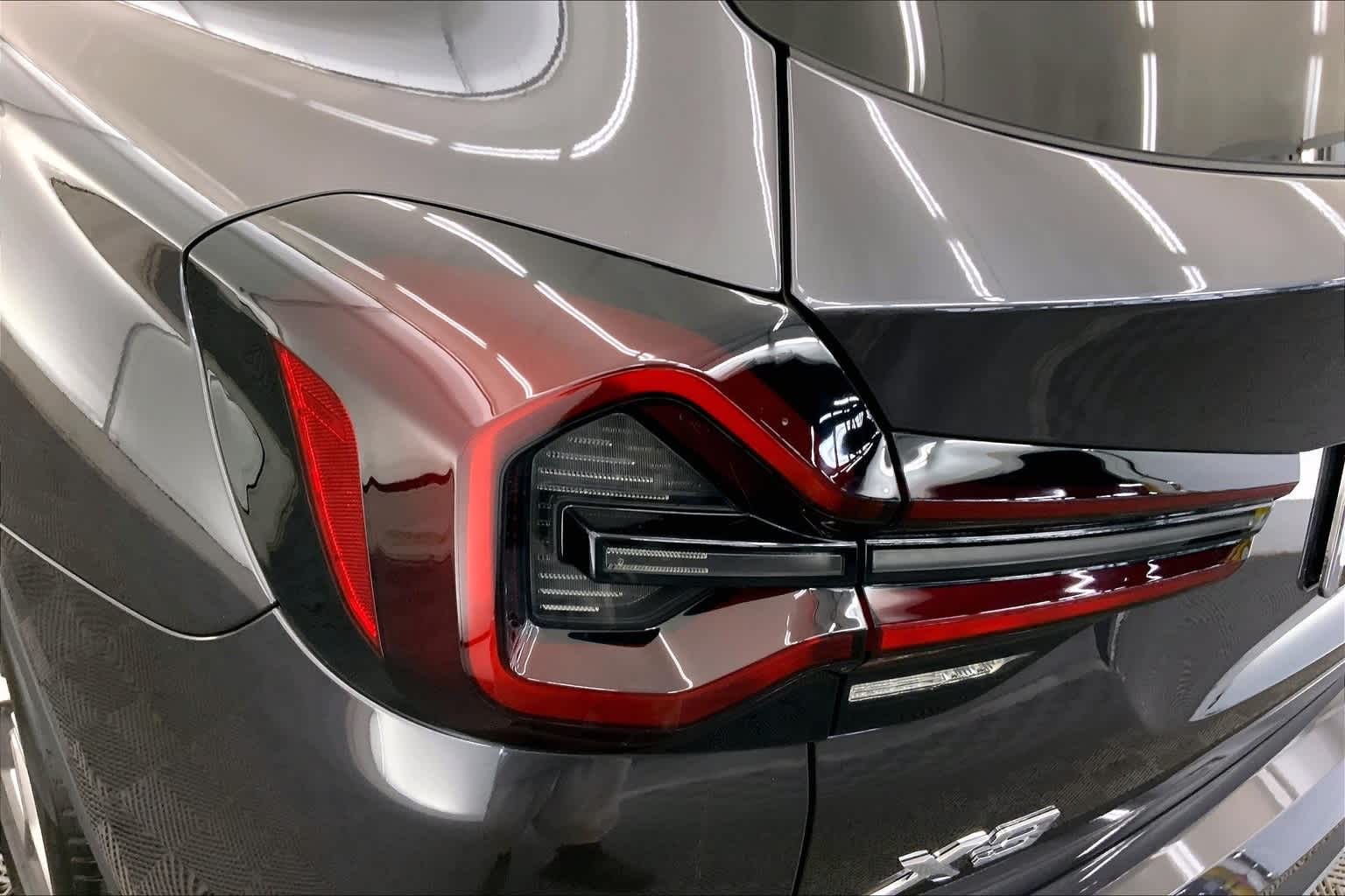 Thumbnail: 2024 BMW X3 - 32