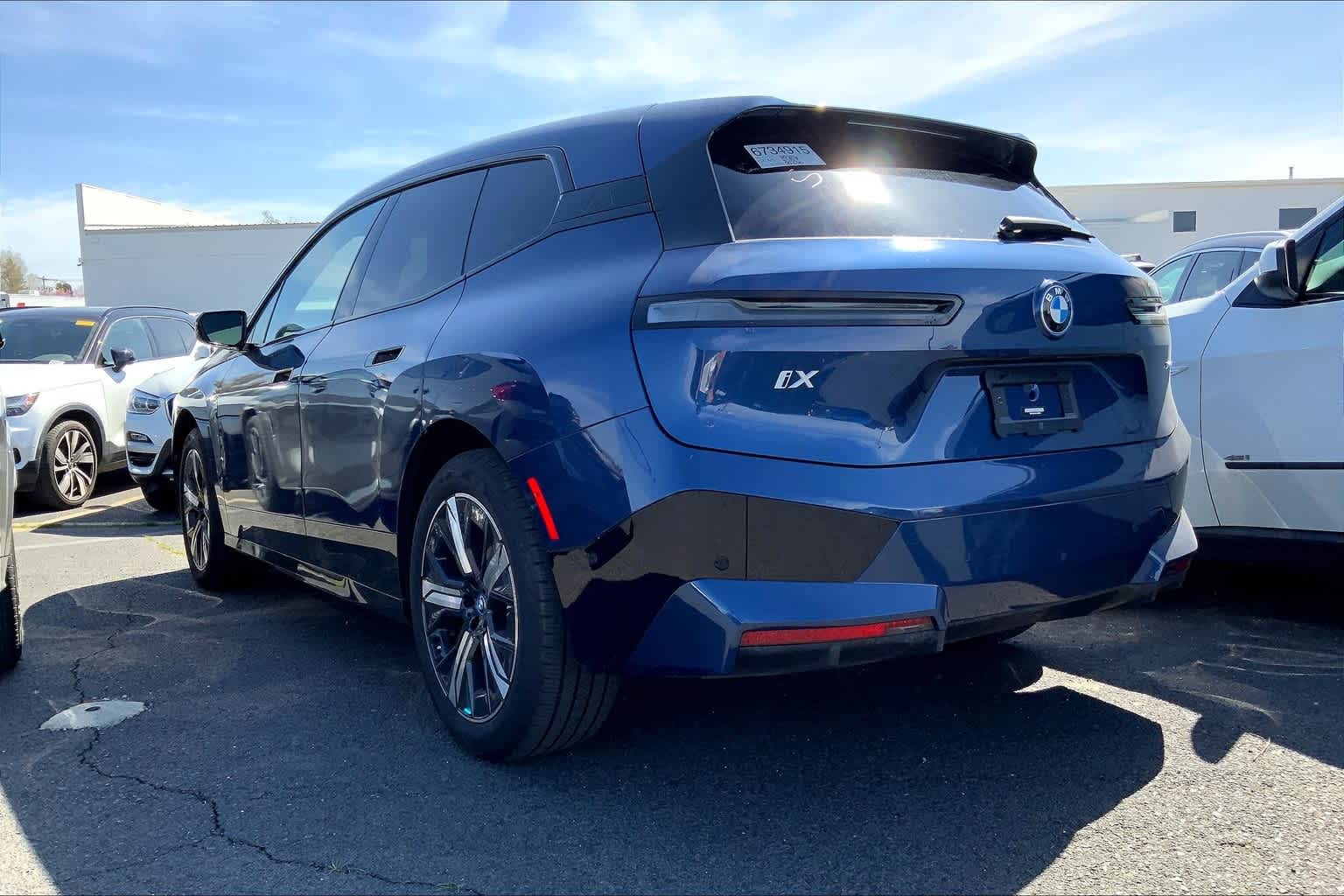 Thumbnail: 2023 BMW iX - 4