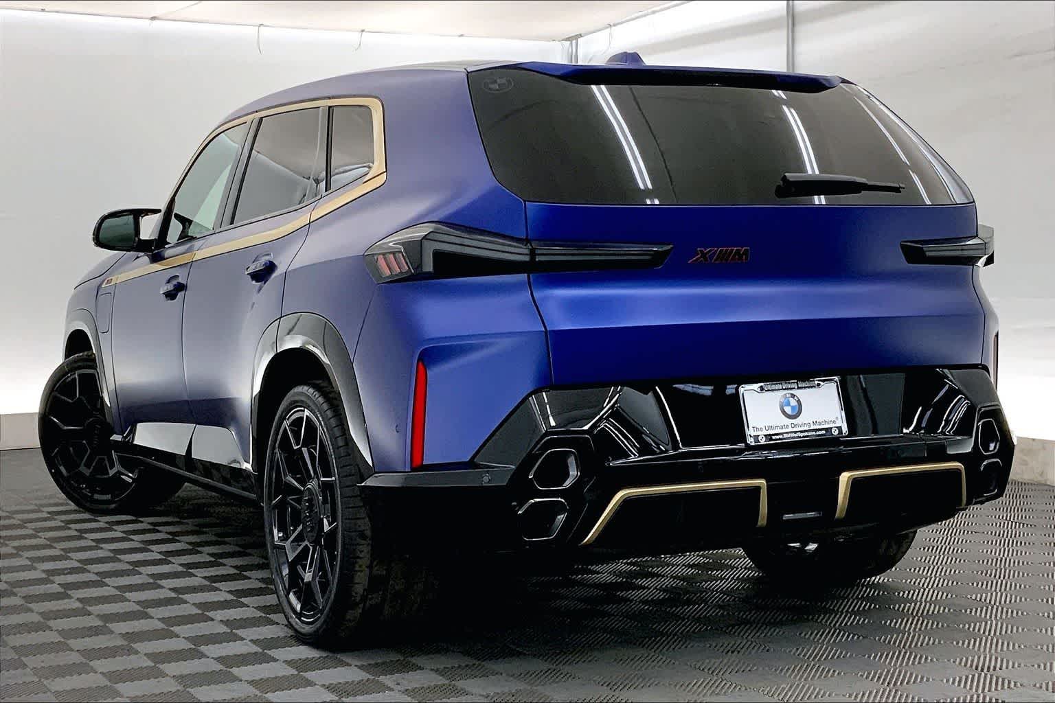 Thumbnail: 2026 BMW XM - 4