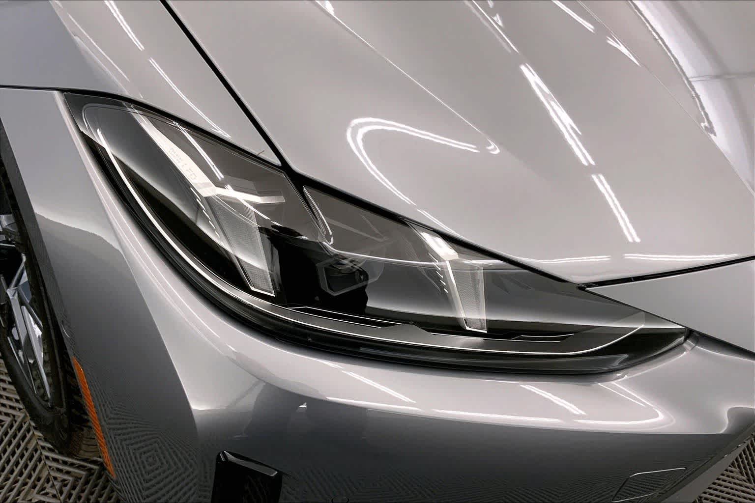 Thumbnail: 2025 BMW i4 - 31