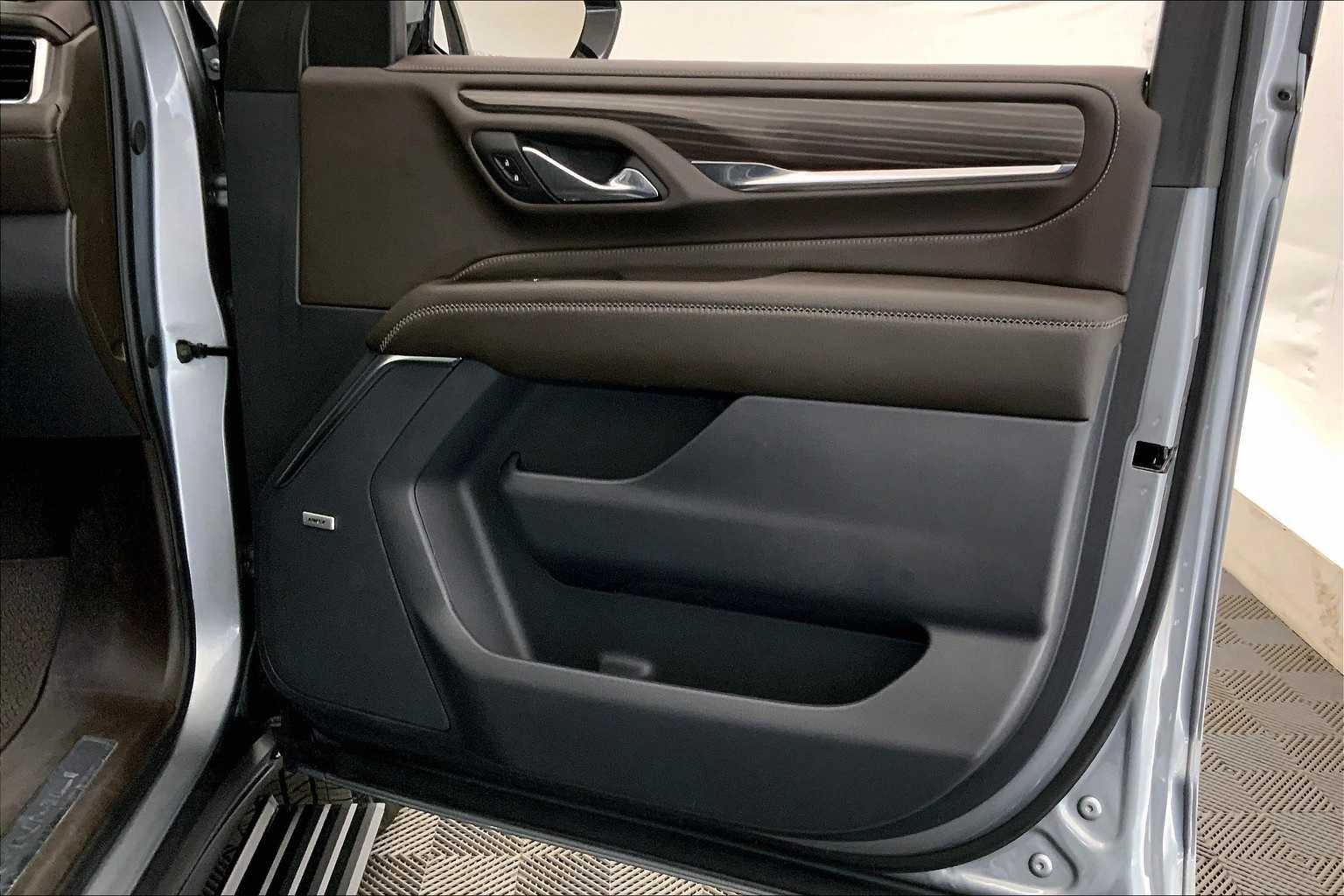 Thumbnail: 2024 GMC Yukon - 28