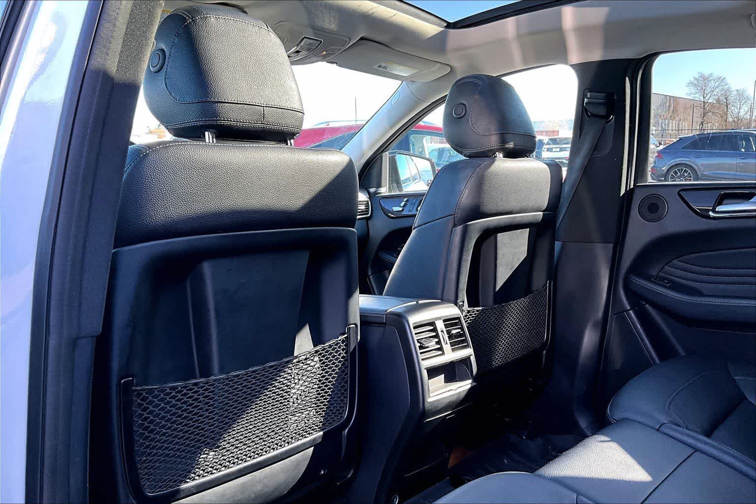 Thumbnail: 2016 Mercedes-Benz GLE - 12