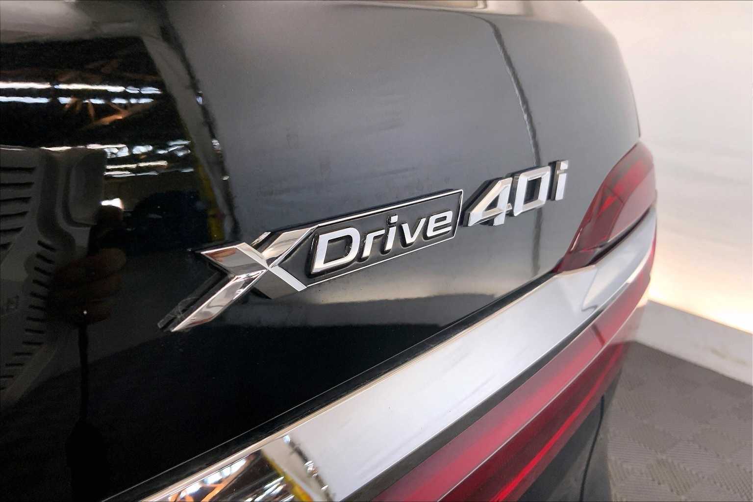 Thumbnail: 2022 BMW X7 - 7