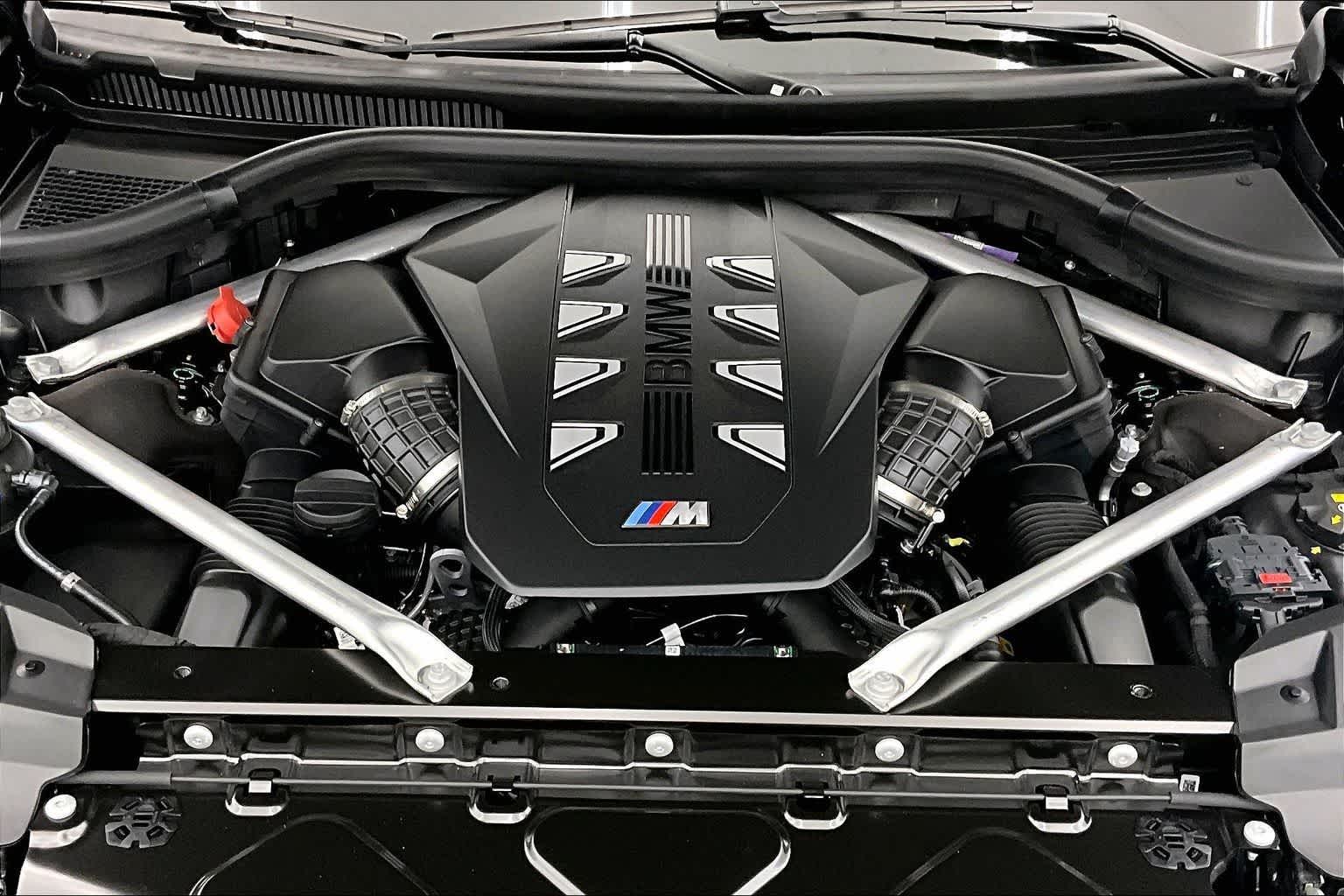 Thumbnail: 2026 BMW X7 - 9