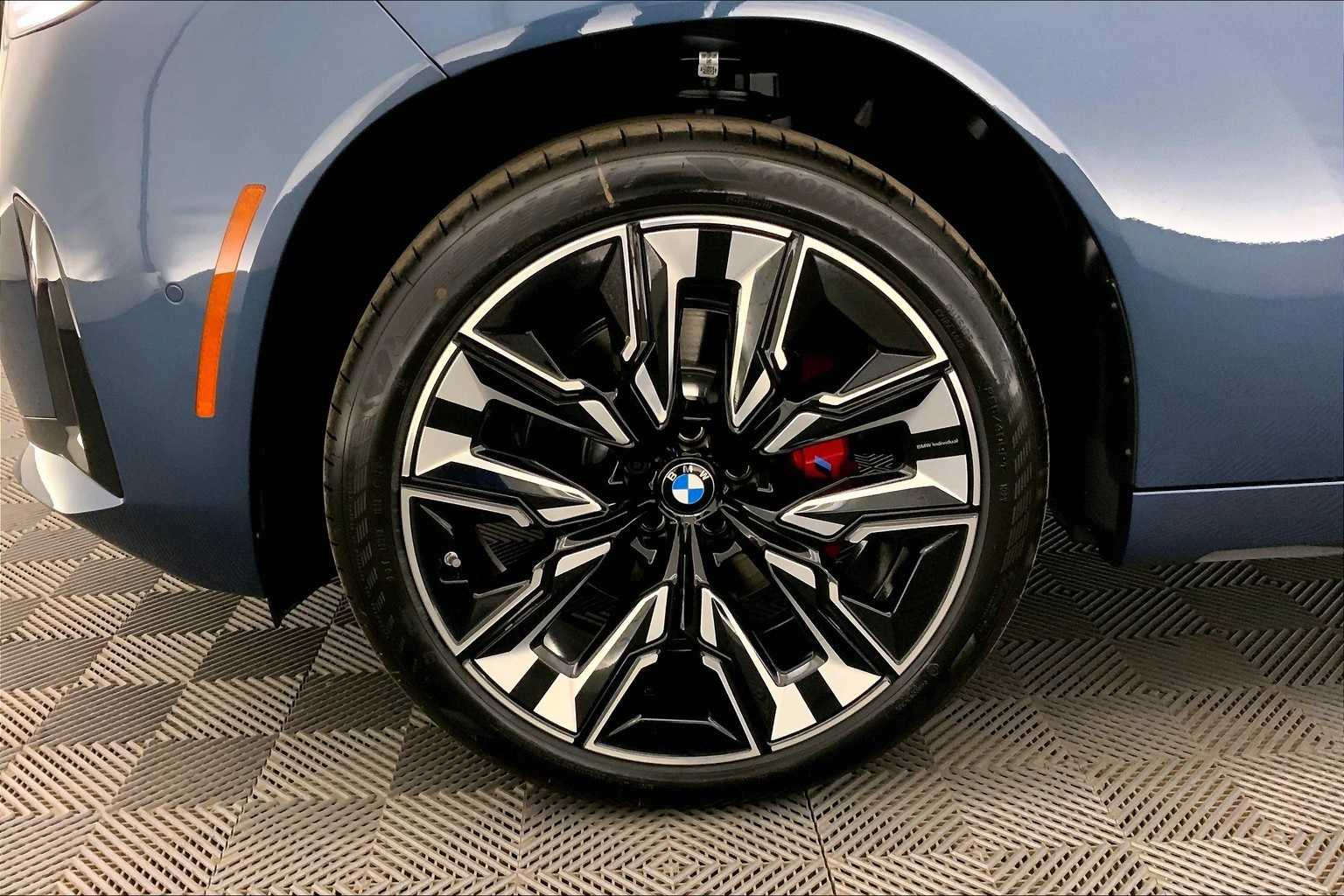 Thumbnail: 2025 BMW X3 - 8