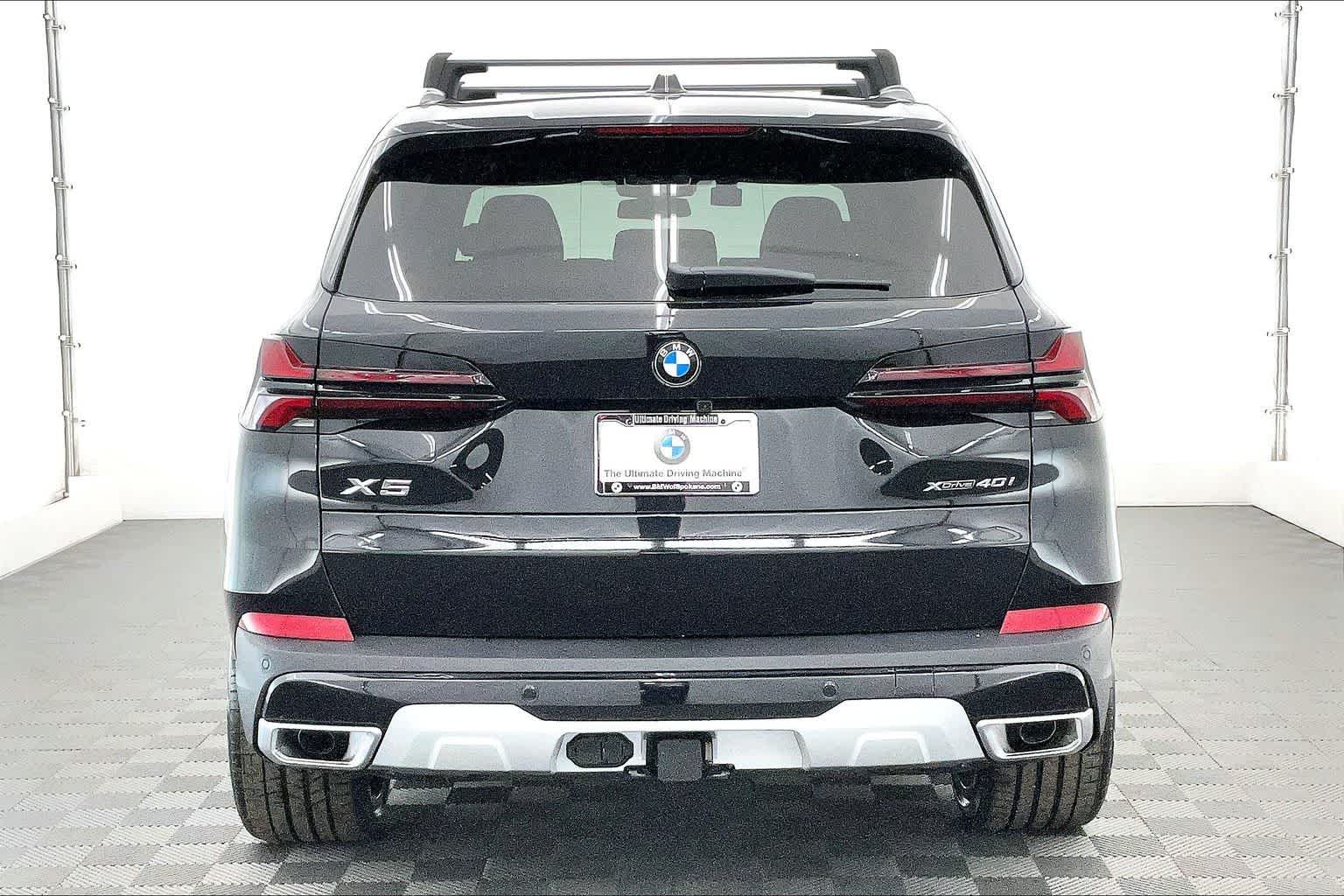 Thumbnail: 2026 BMW X5 - 5