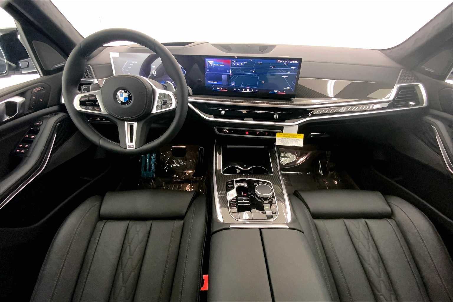 Thumbnail: 2026 BMW X7 - 10