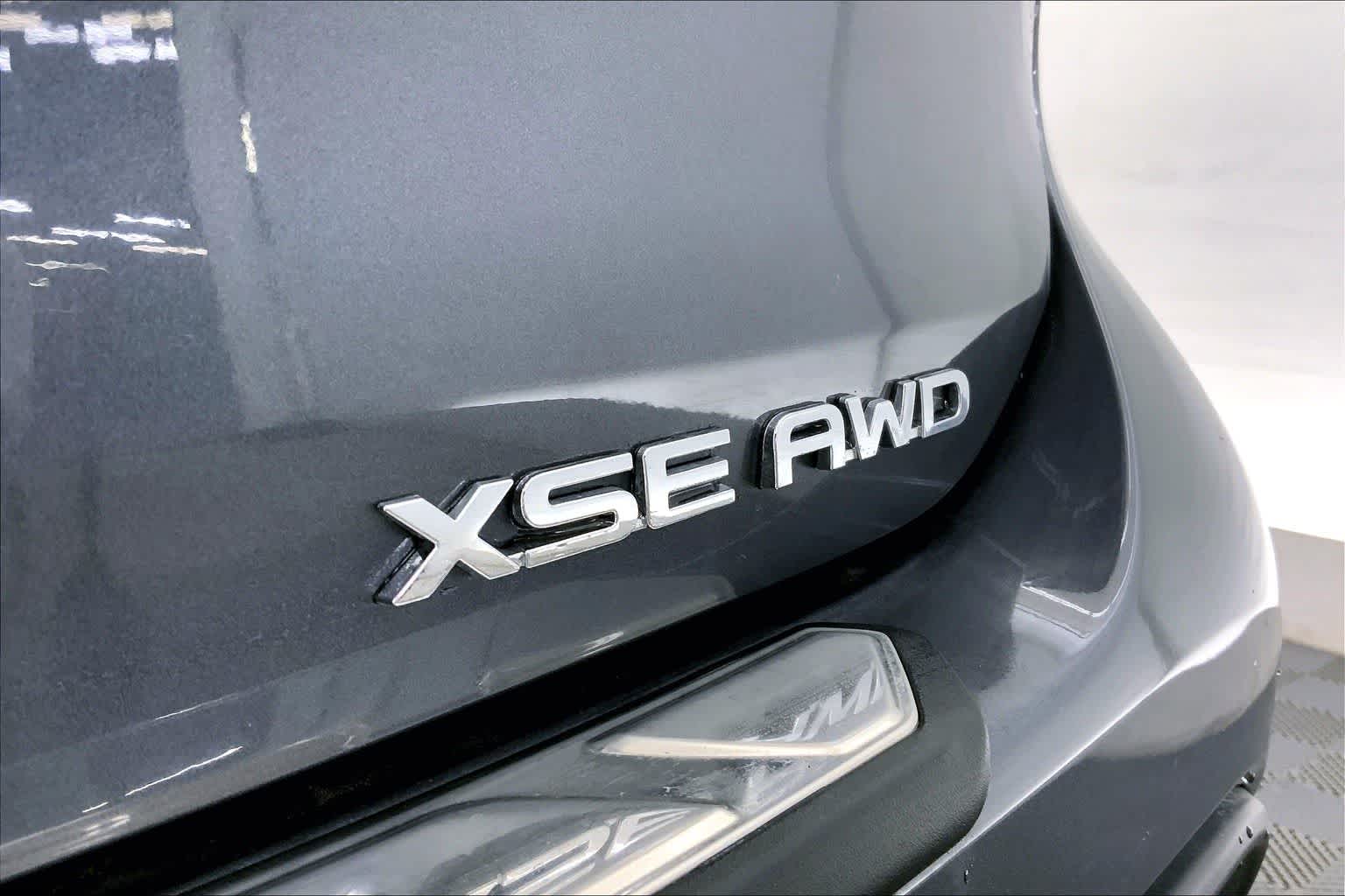 Thumbnail: 2021 Toyota Highlander - 7