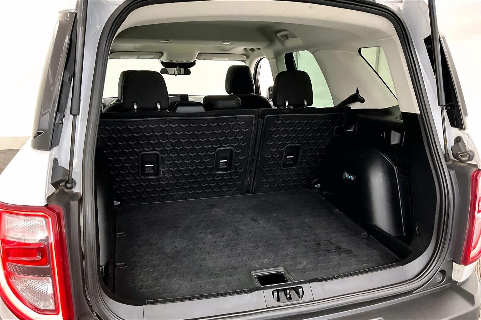 Thumbnail: 2021 Ford Bronco Sport - 18