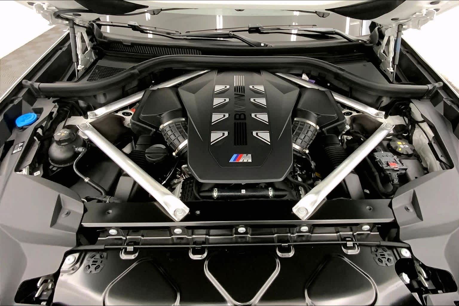 Thumbnail: 2026 BMW X7 - 9