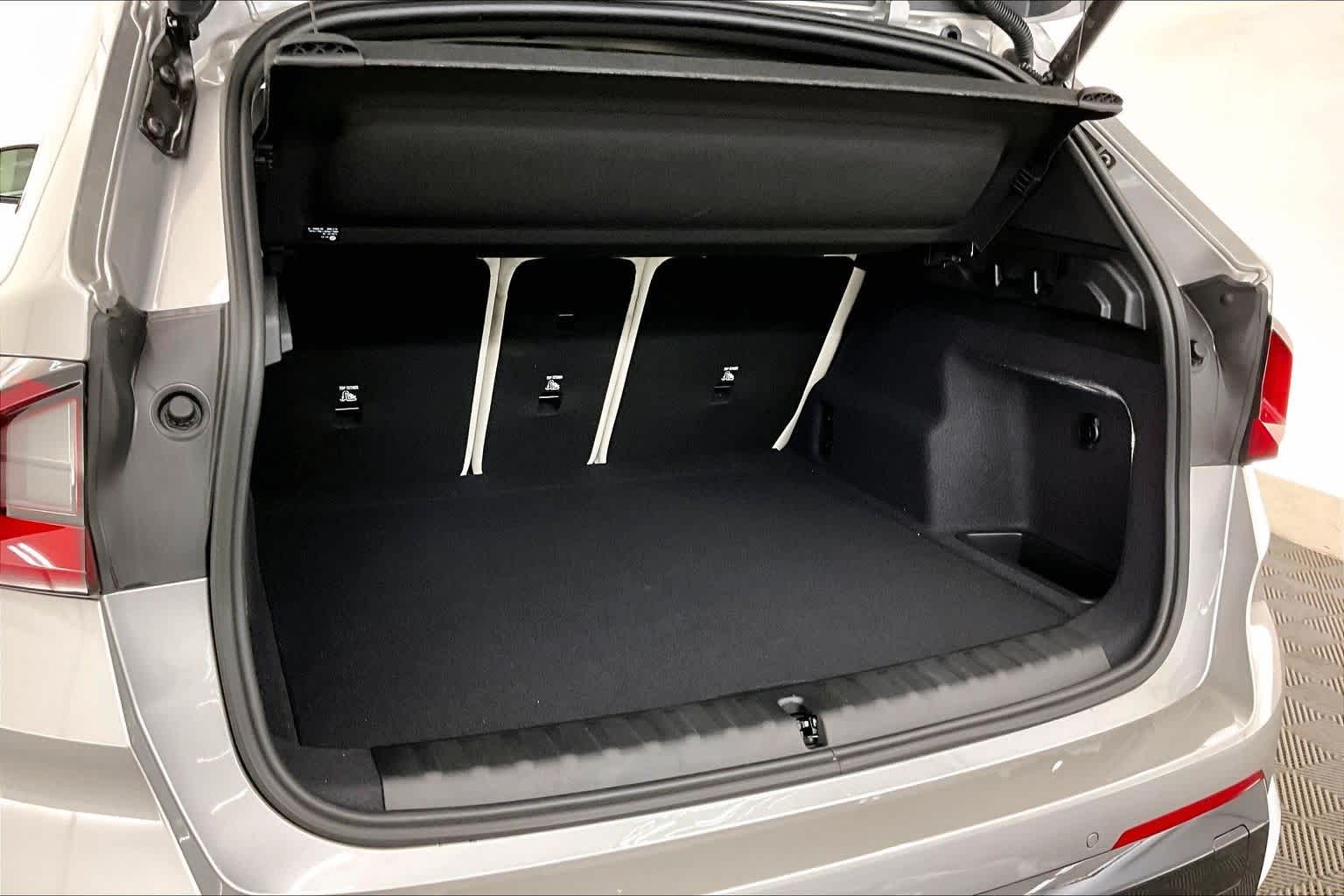 Thumbnail: 2026 BMW X1 - 19