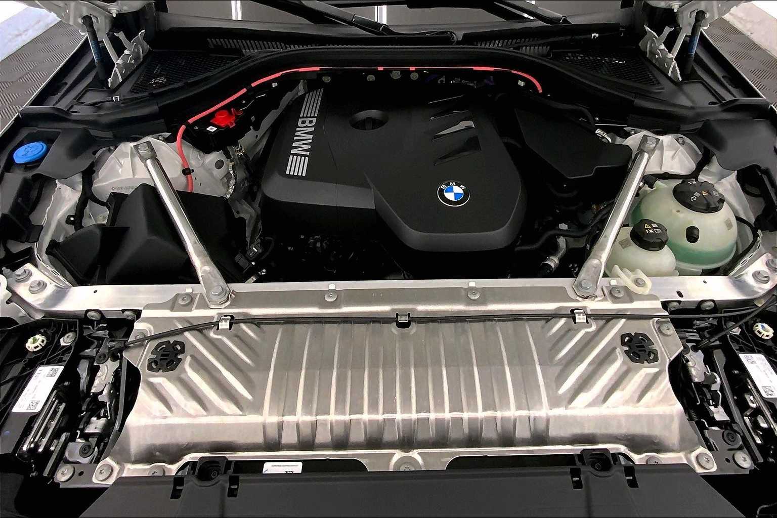 Thumbnail: 2025 BMW X3 - 9