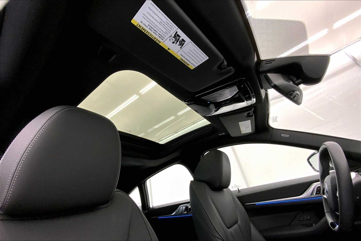 Thumbnail: 2025 BMW i4 - 30
