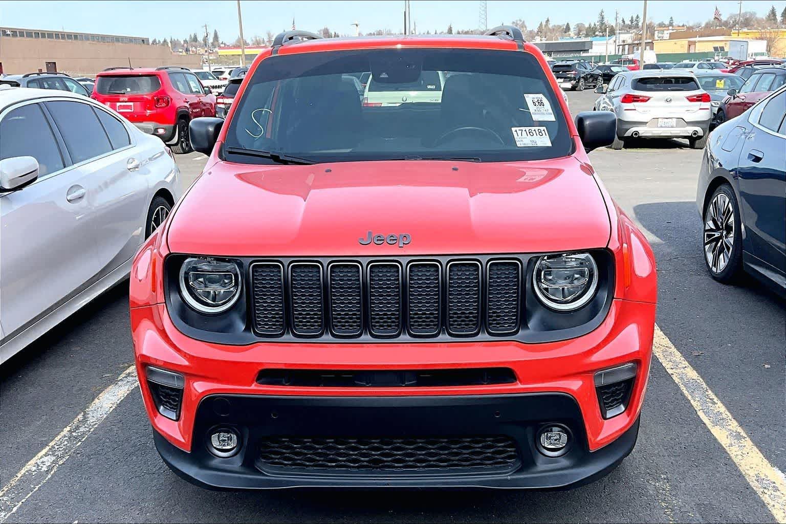 Thumbnail: 2021 Jeep Renegade - 6