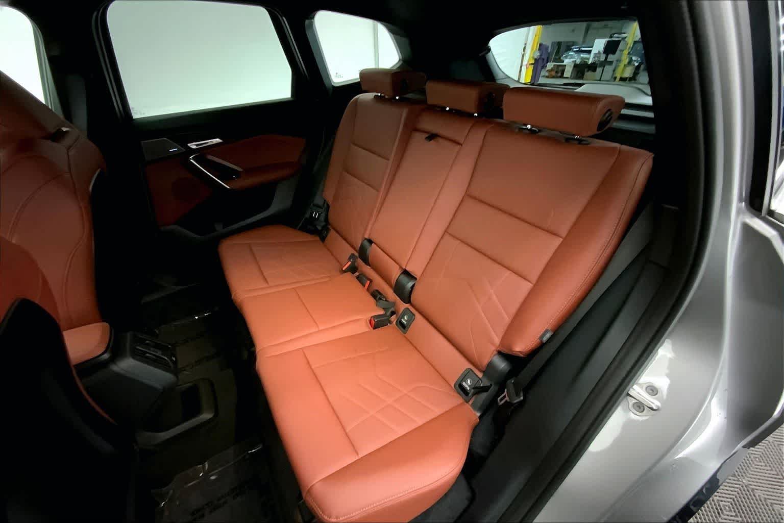 Thumbnail: 2026 BMW X1 - 13