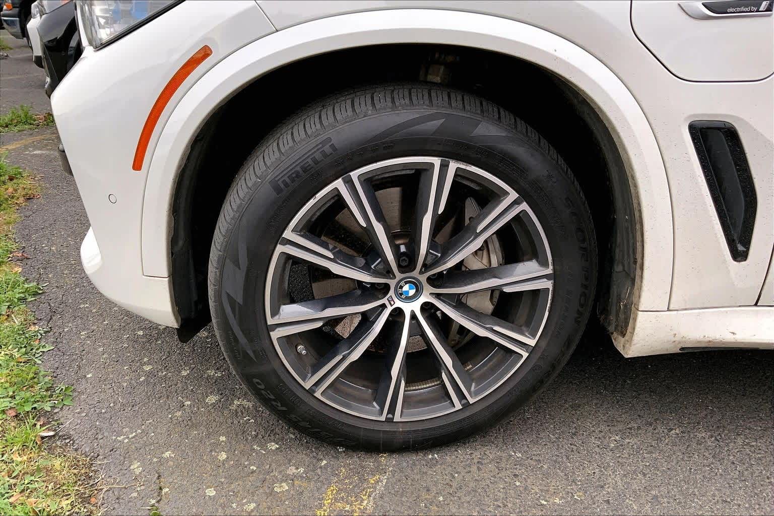 Thumbnail: 2023 BMW X5 - 8