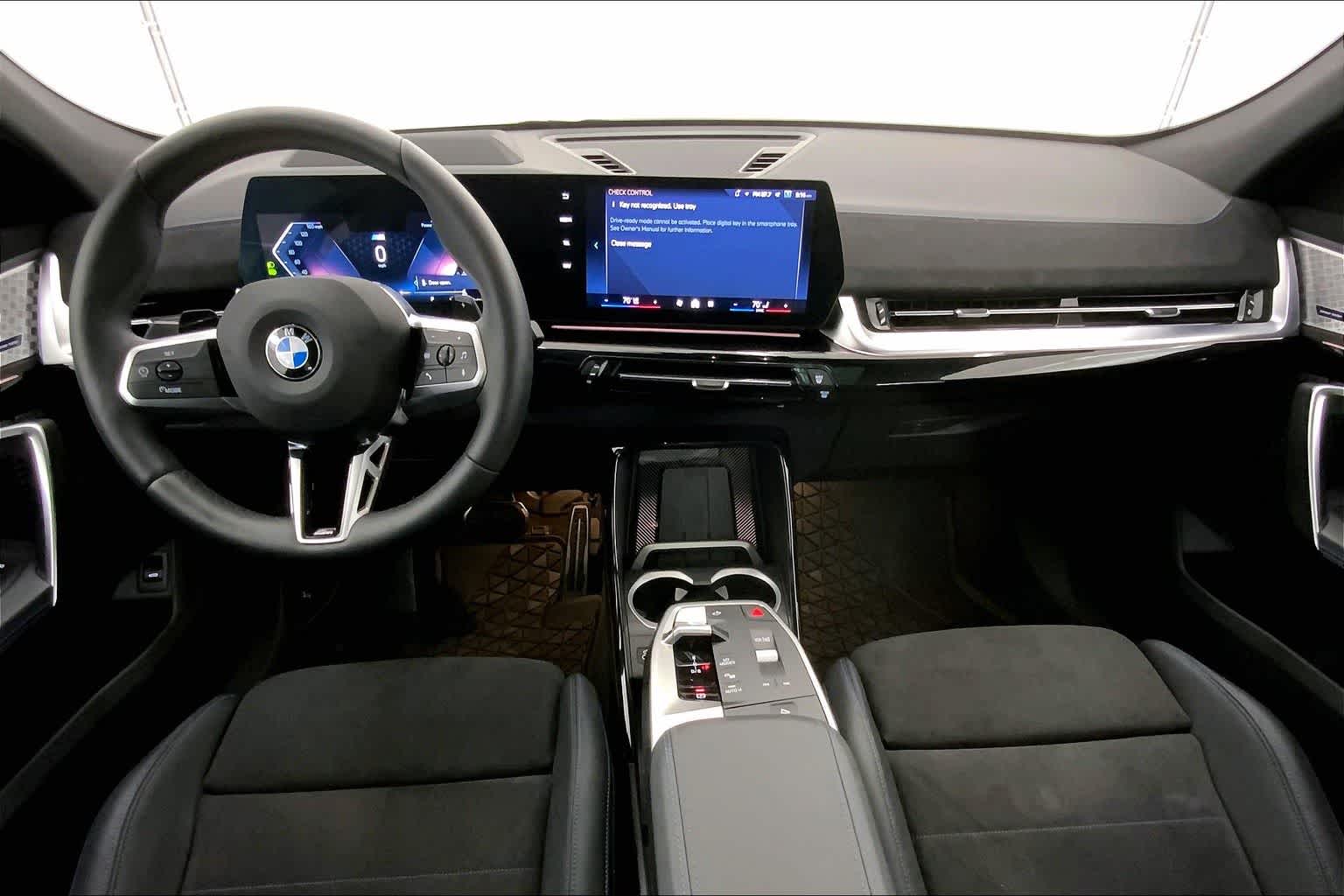 Thumbnail: 2025 BMW X2 - 10